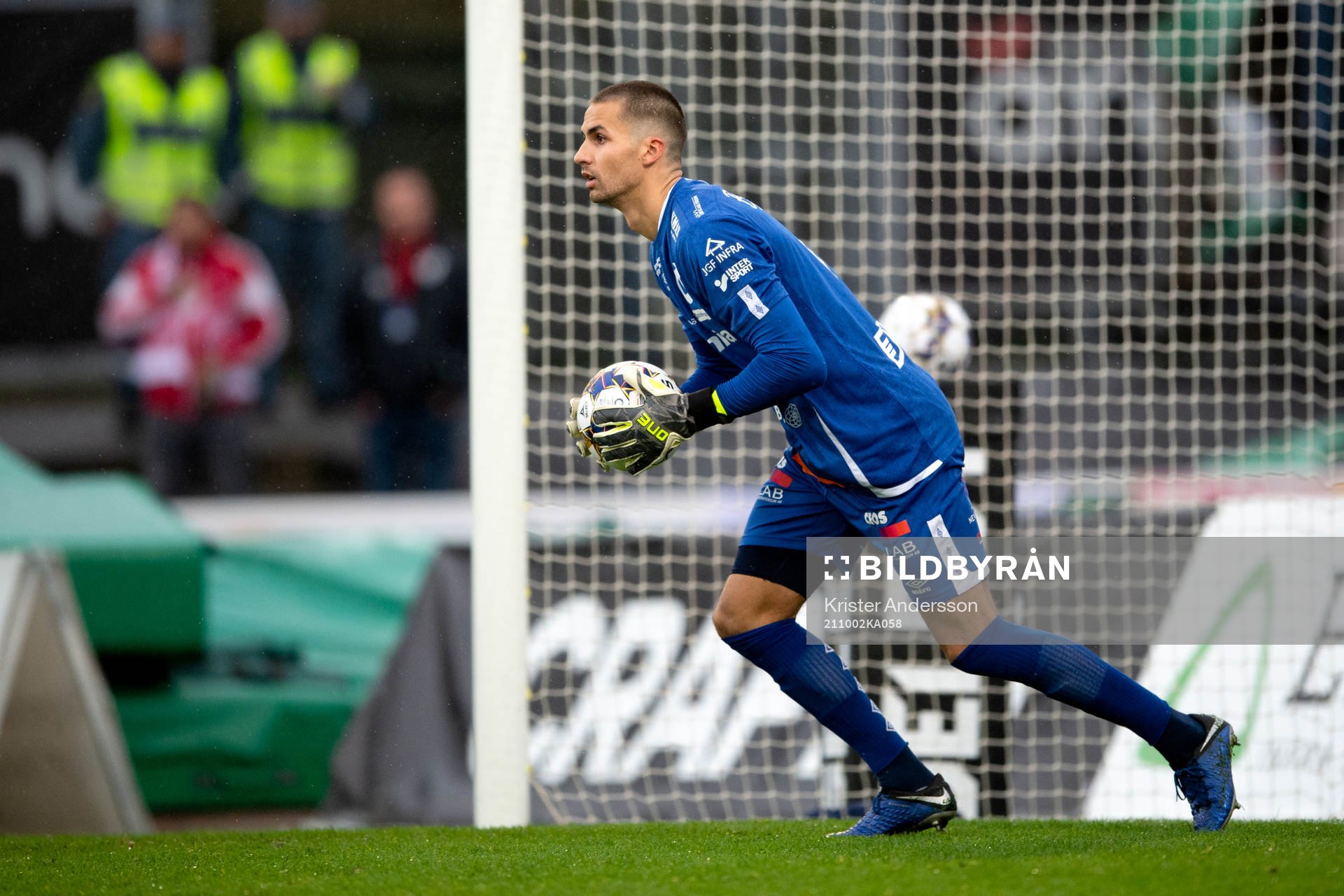 Degerfors målvakt Alfie Malik Whiteman