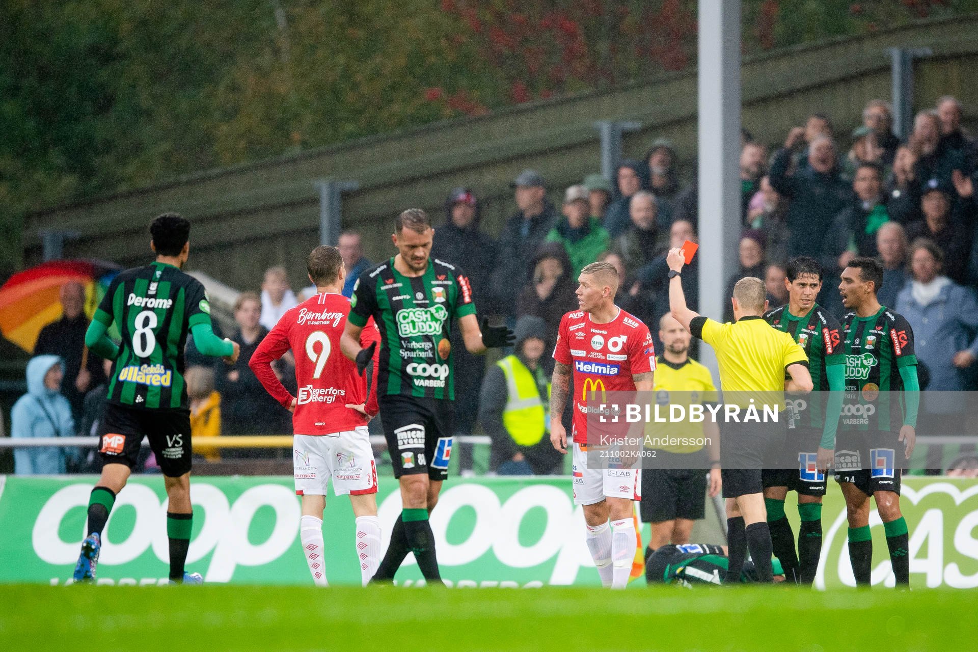 Degerfors Victor Edvardsen tilldelas sitt andra gula kort