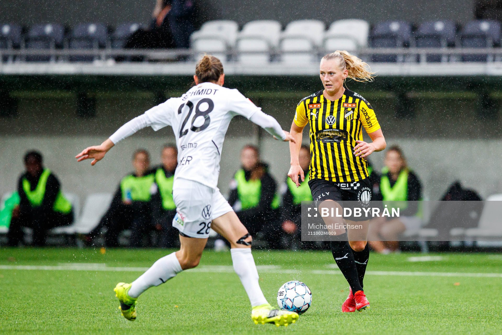 Rosengårds Bianca Schmidt och Häckens Stina Blackstenius