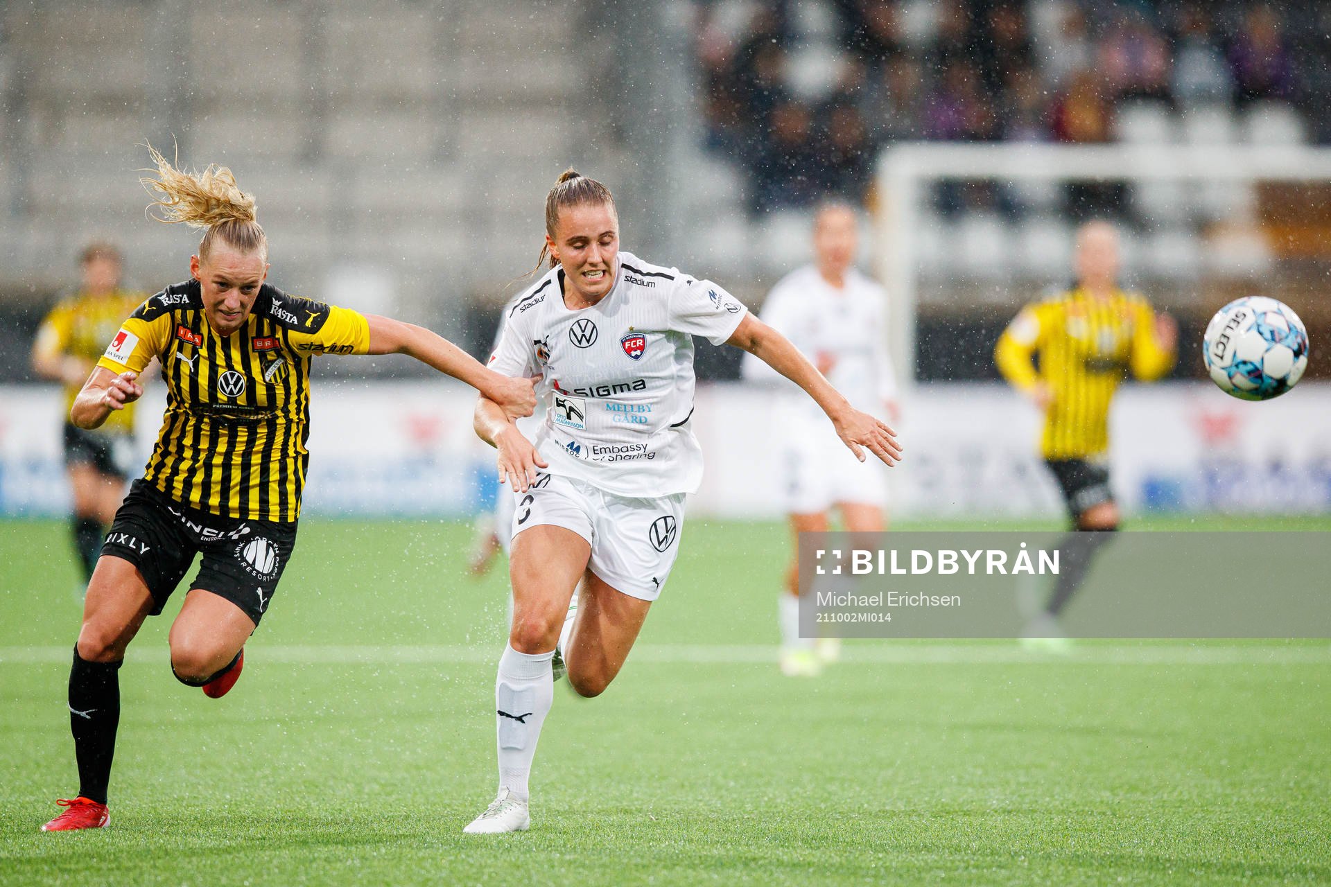 Häckens Stina Blackstenius och Rosengårds Gudrun