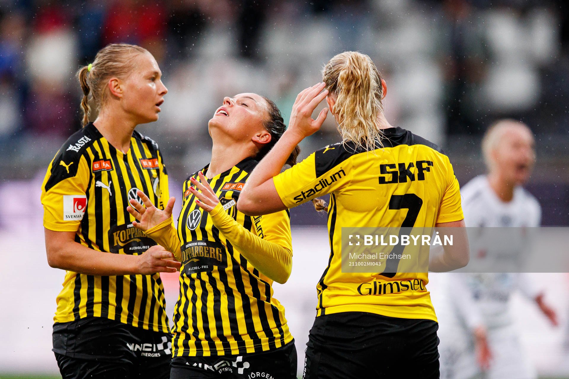 Häckens Stine Larsen , Johanna Rytting Kaneryd och Stina