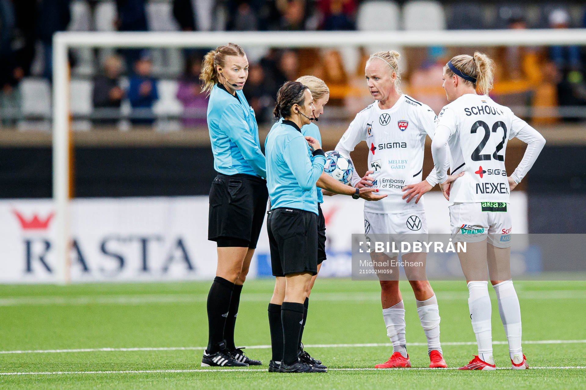 Rosengårds Olivia Schough och Caroline Seger i samtal med