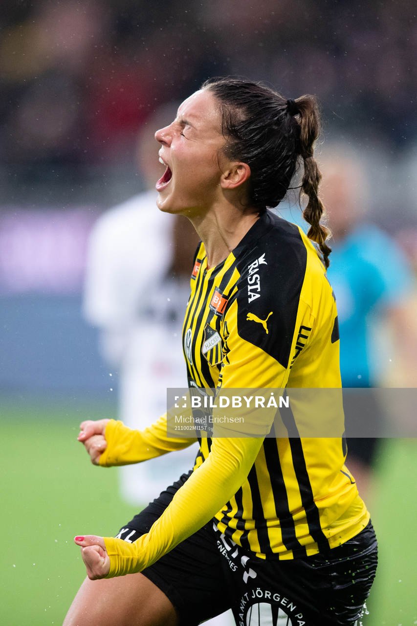 Häckens Johanna Rytting Kaneryd jublar