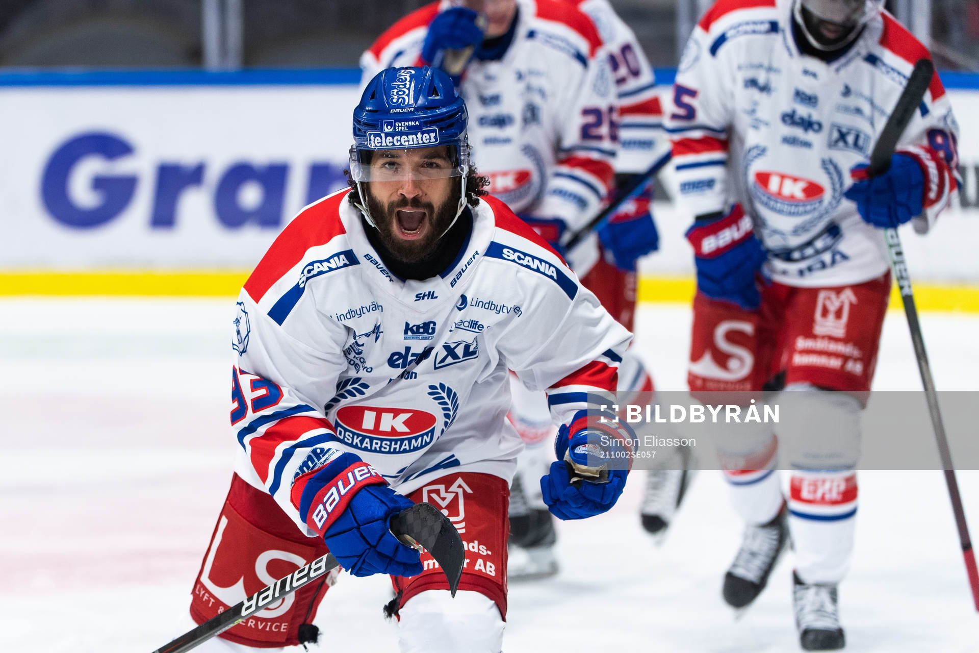Oskarshamns Cameron Brace jublar