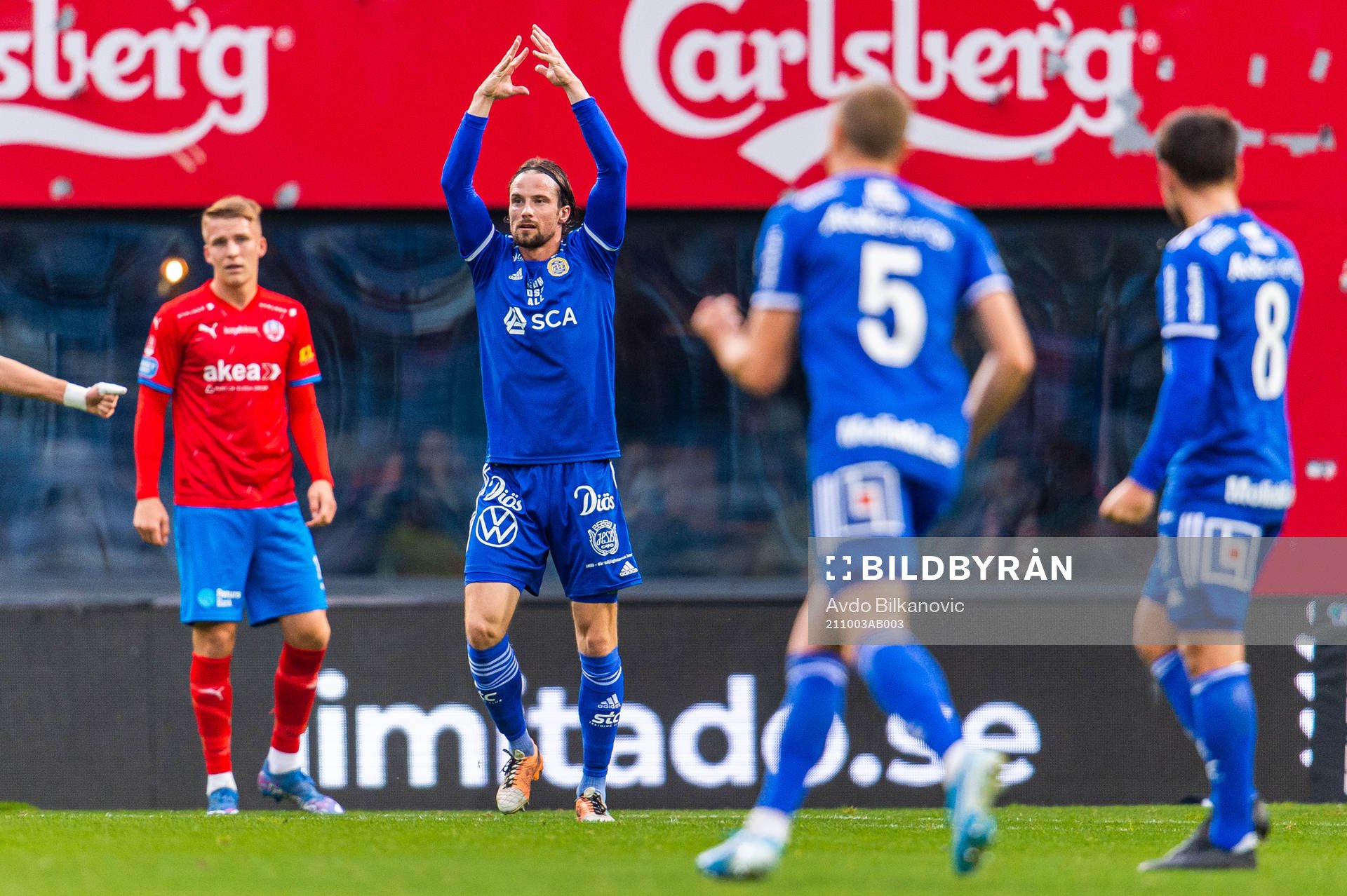 Sundsvalls Linus Hallenius jublar