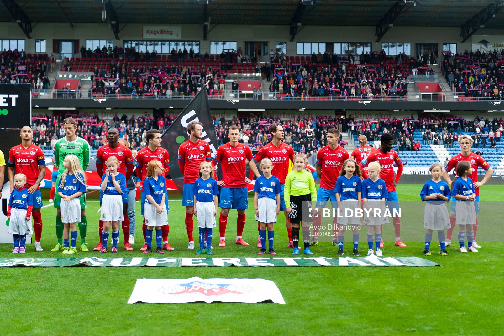 Helsingborgs spelare uppställda inför fotbollsmatchen i Superettan mellan Helsingborg och GIF Sundsvall den 3 oktober 2021 i Helsingborg. 