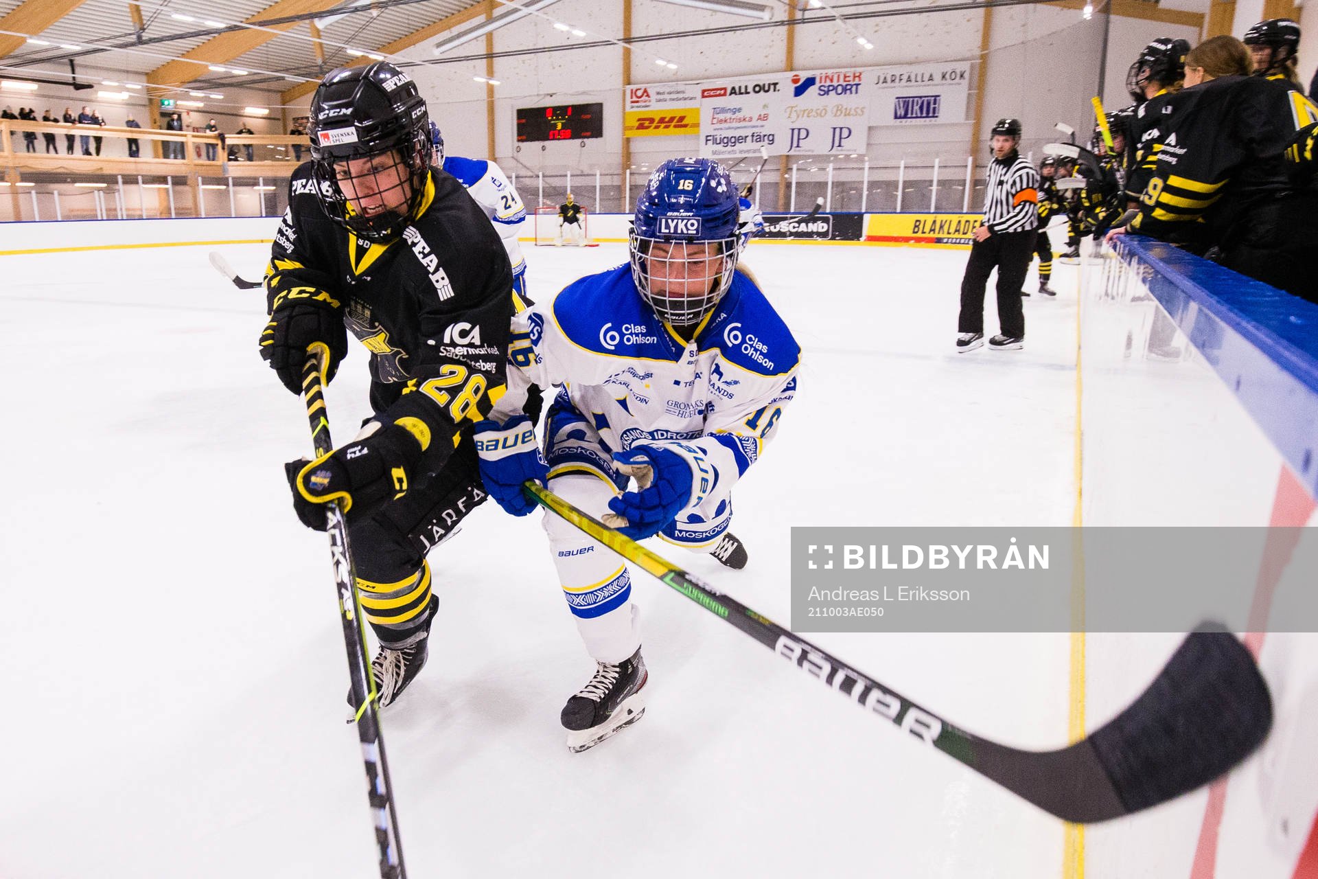 s Saana Valkama och Leksands Jennifer Carlsson