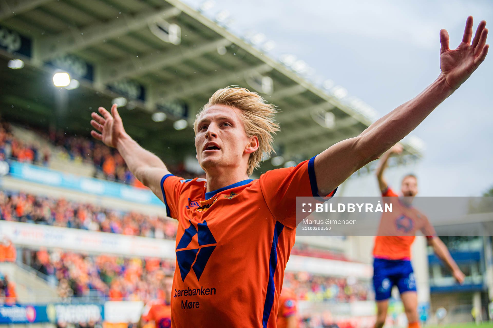 Erlend Segberg of Aalesund celebrates after scoring the 1-0 goal during the OBOS-ligaen match between Aalesund and HamKam on October 3, 2021 in Ålesund.