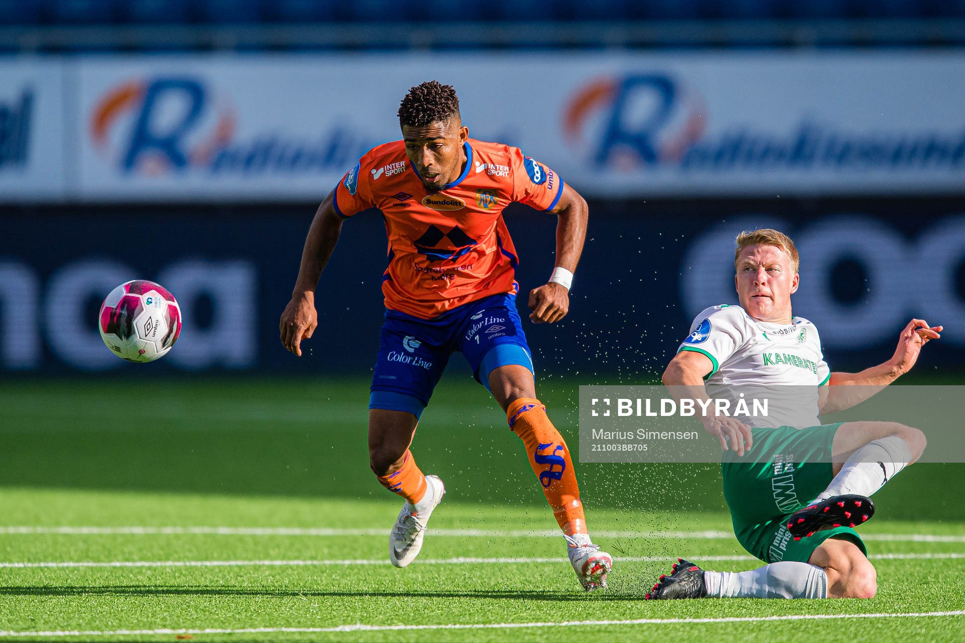 Erikson Spinola Lima of Aalesund and Morten Bjørlo of