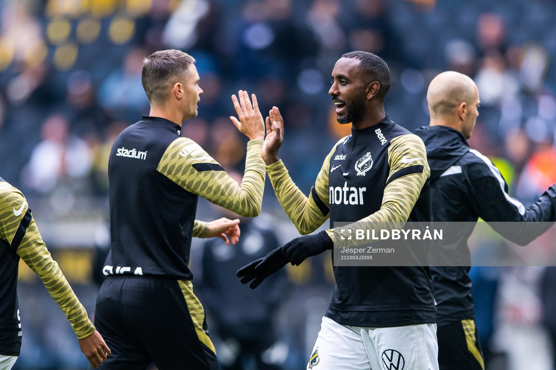 s Mikael Lustig och Henok Goitom
