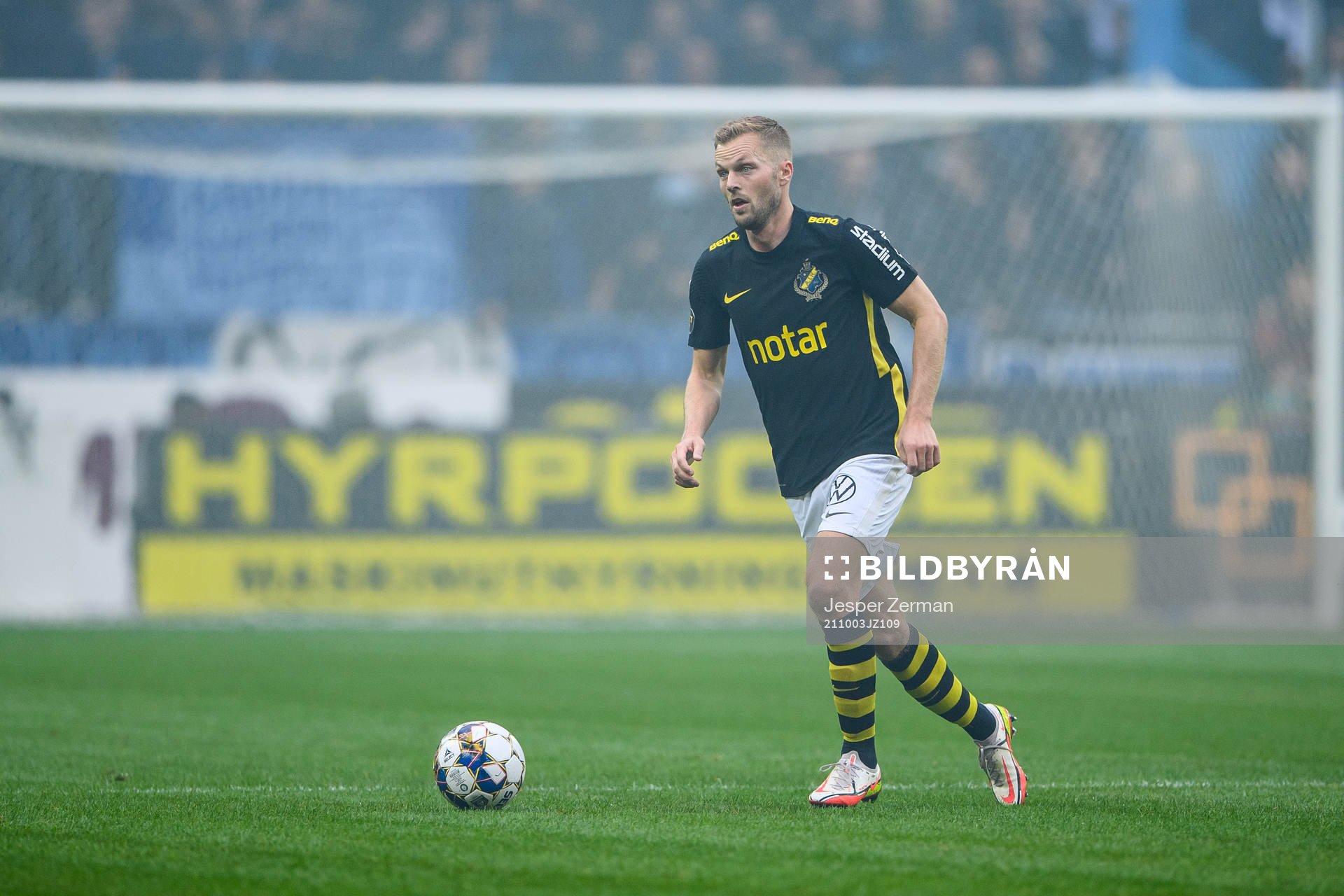 s Sebastian Larsson