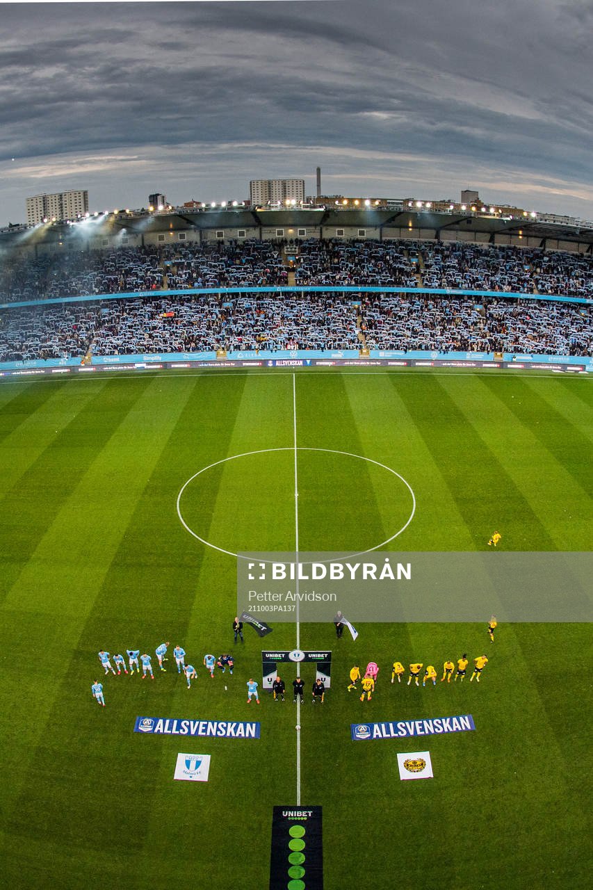 Line-up på Eleda Stadion