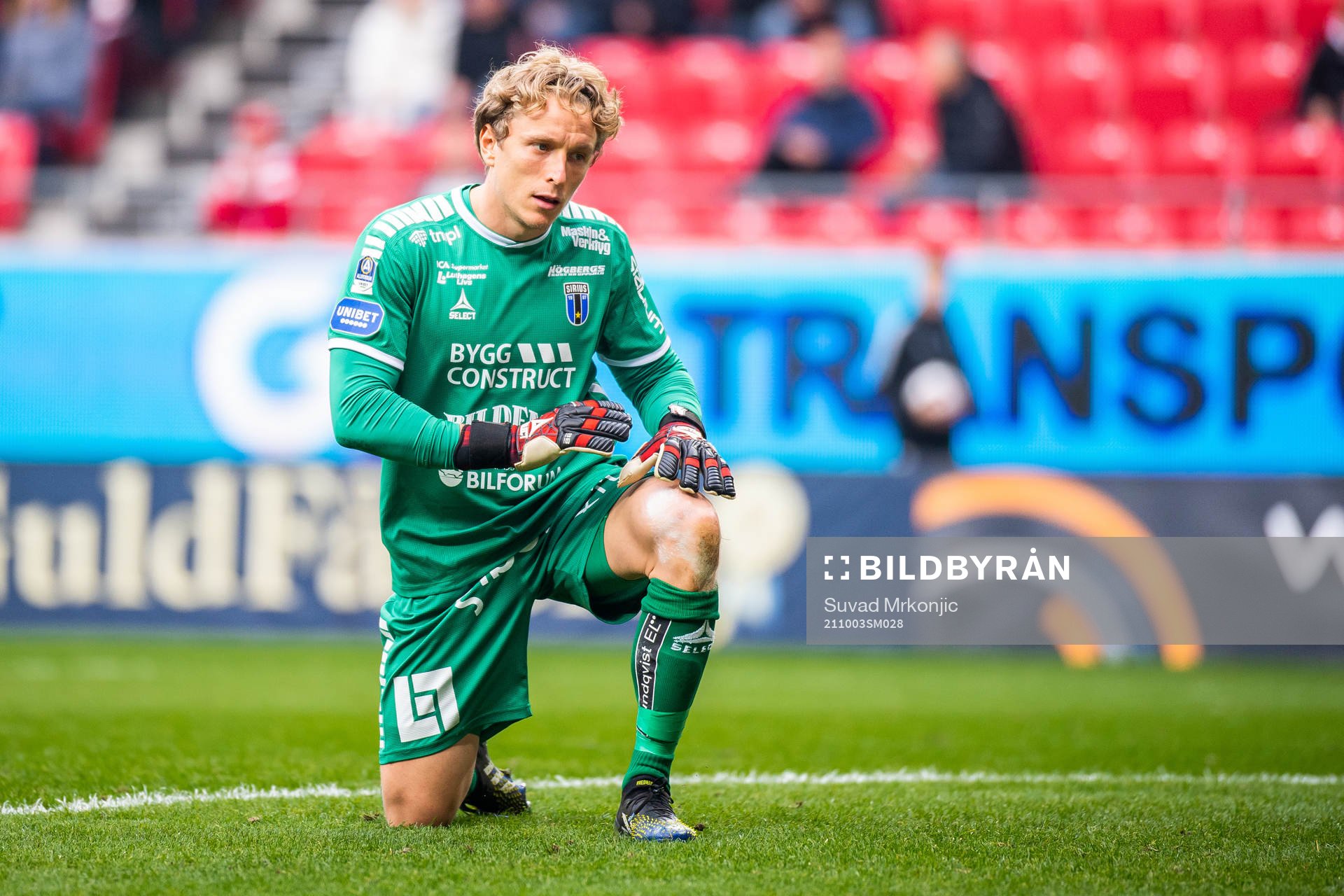 Sirius målvakt August Ahlin deppar