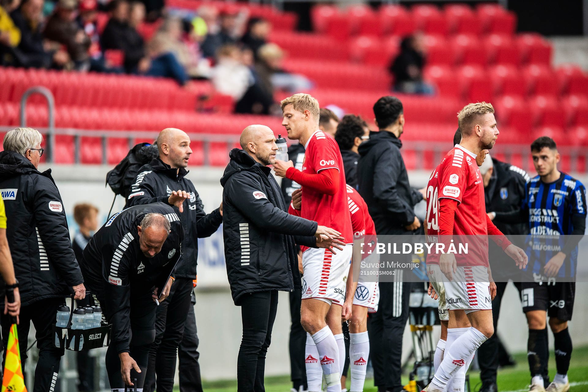 Kalmars assisterande tränare Stefan Larsson och tränare