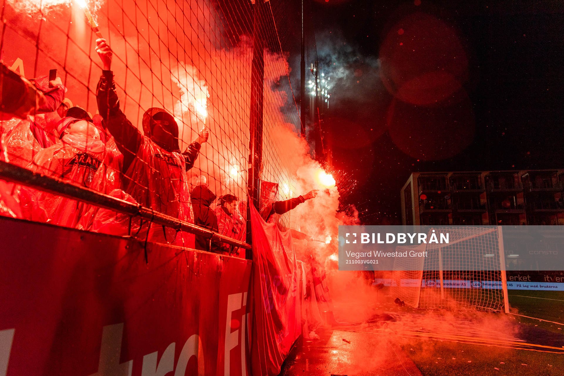 Fans of Brann burning bengal flares