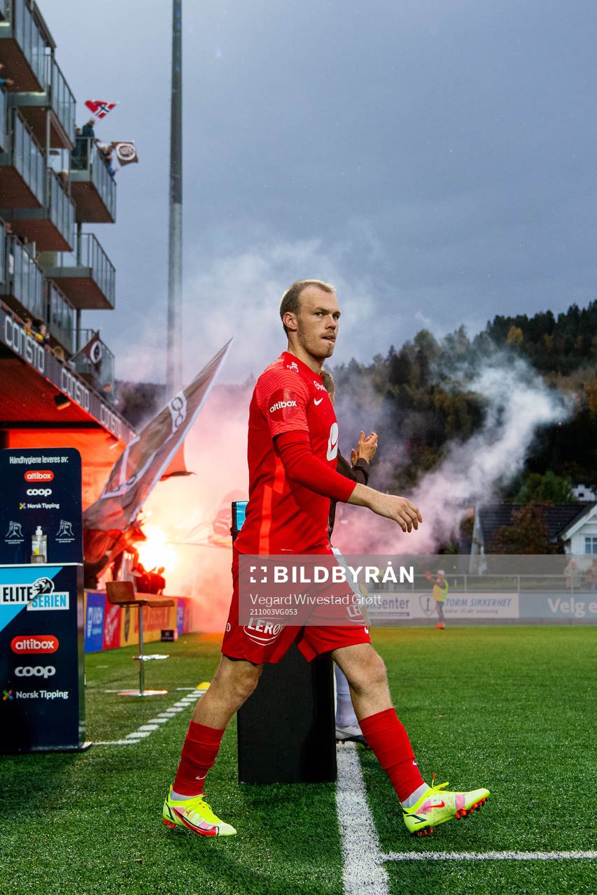 Petter Strand of Brann enters the pitch ahead of the Eliteserien football match between Mjøndalen and Brann on October 3, 2021 in Mjøndalen.