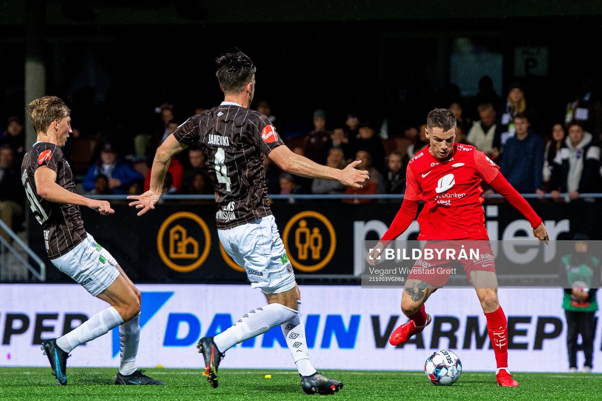 Robert Taylor of Brann scores the 0-1 goal
