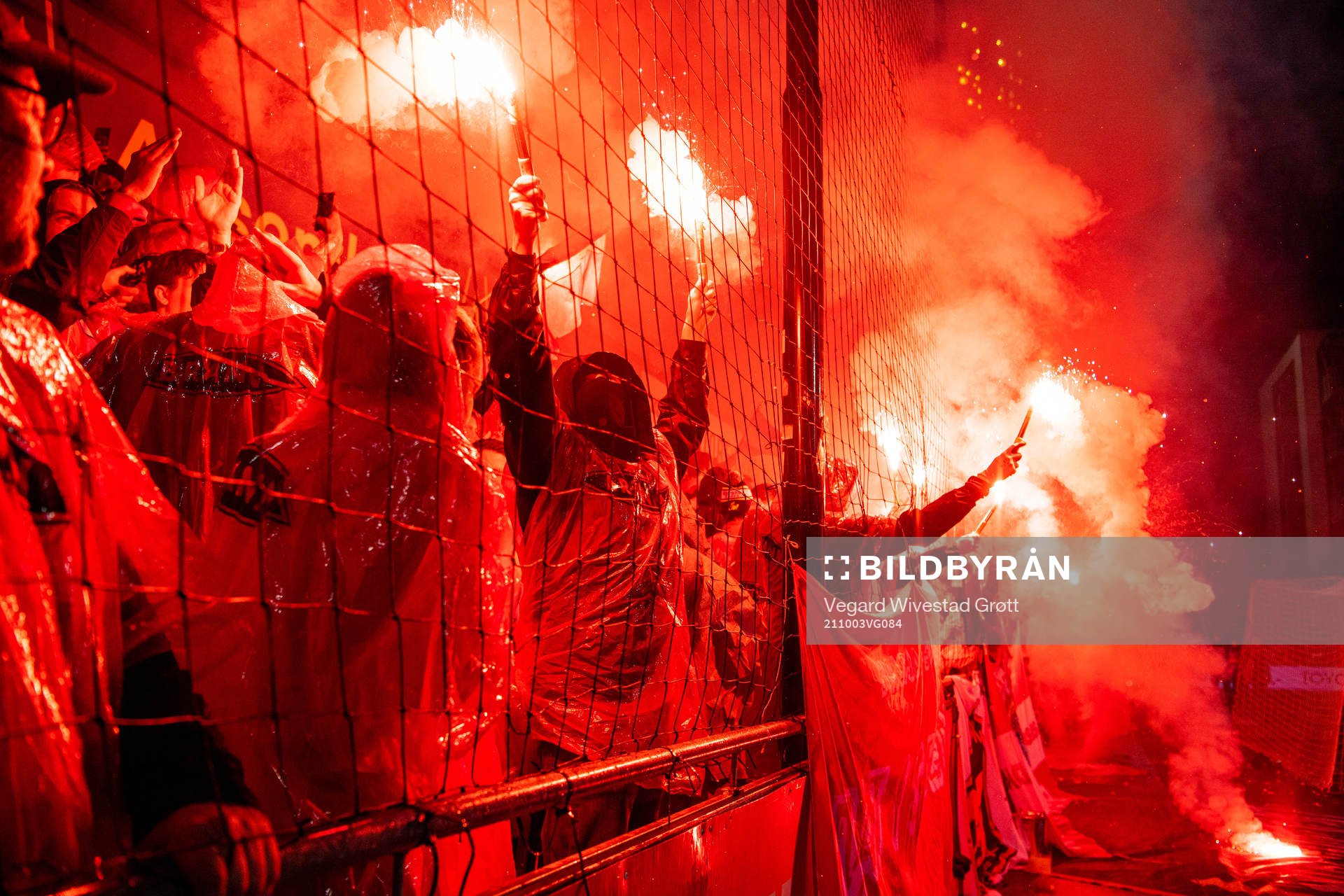 Fans of Brann burning bengal flares