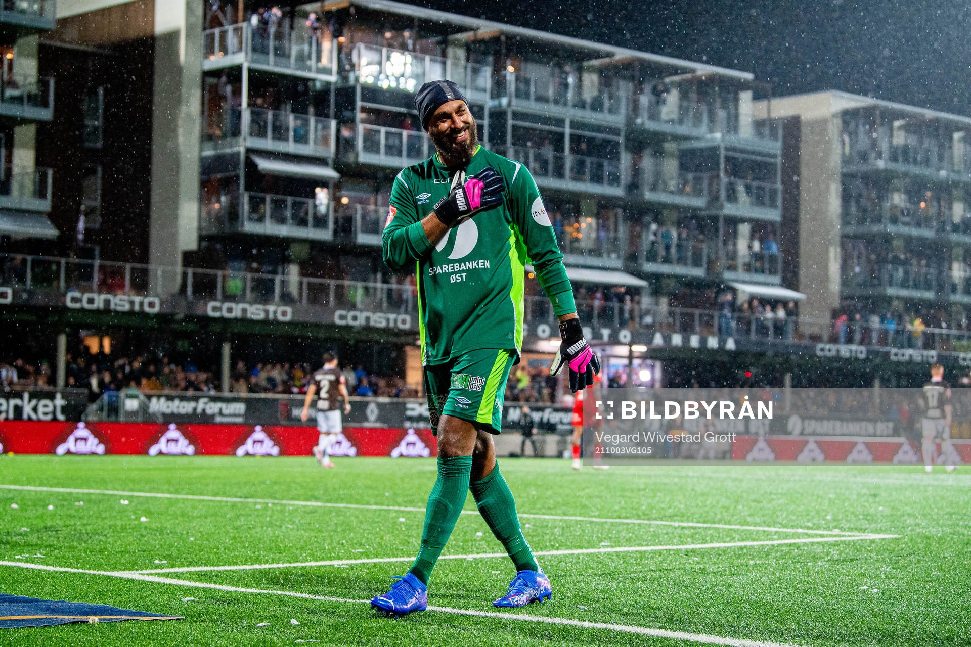 Goalkeeper Sousha Makani of Mjøndalen