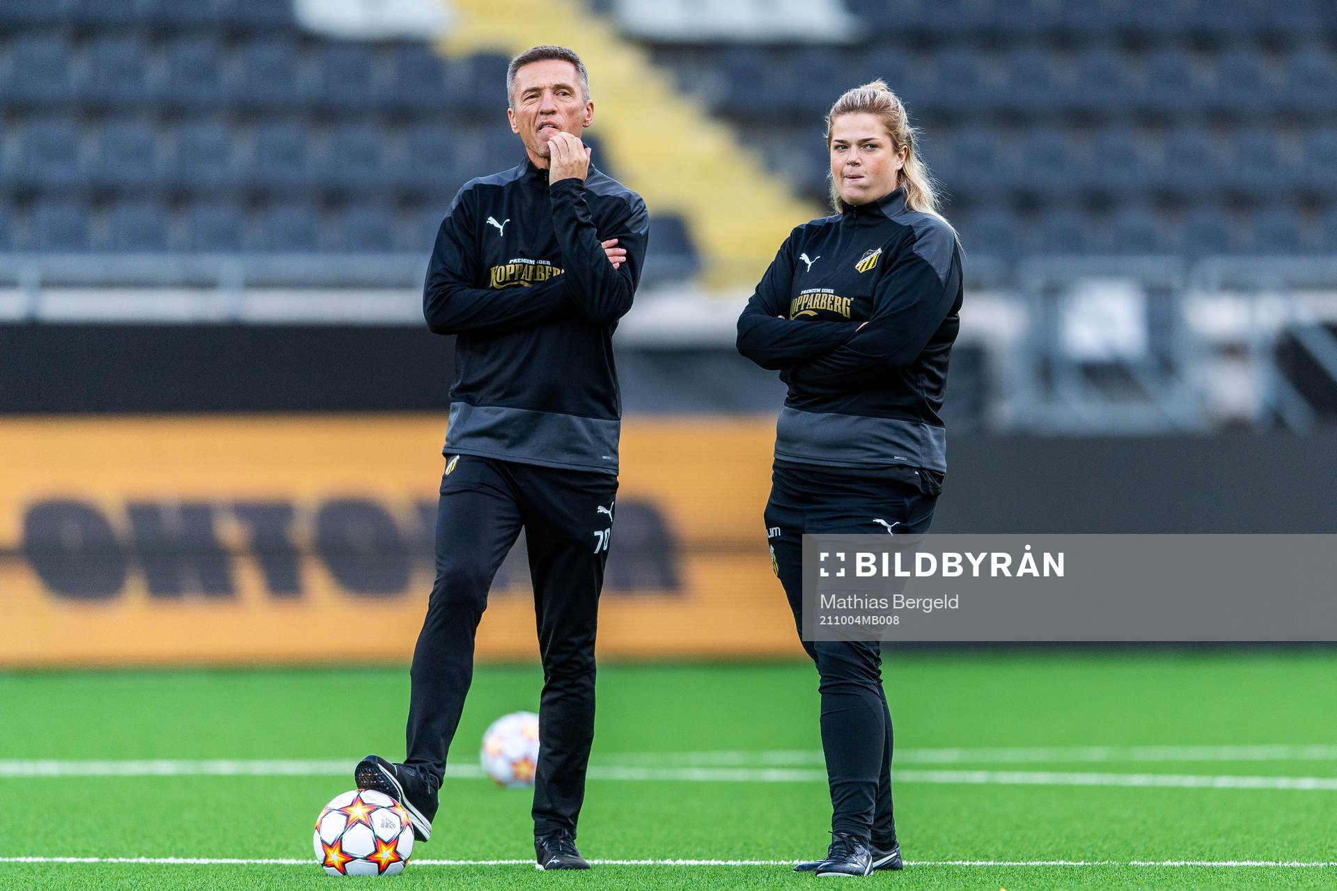 Head coach Mats Gren and assistant coach Erika Faith
