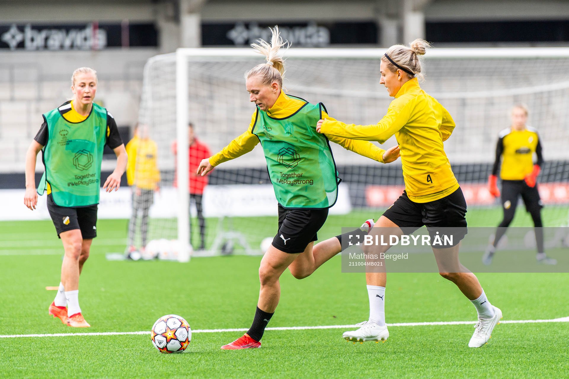 Stina Blackstenius and Emma Kullberg