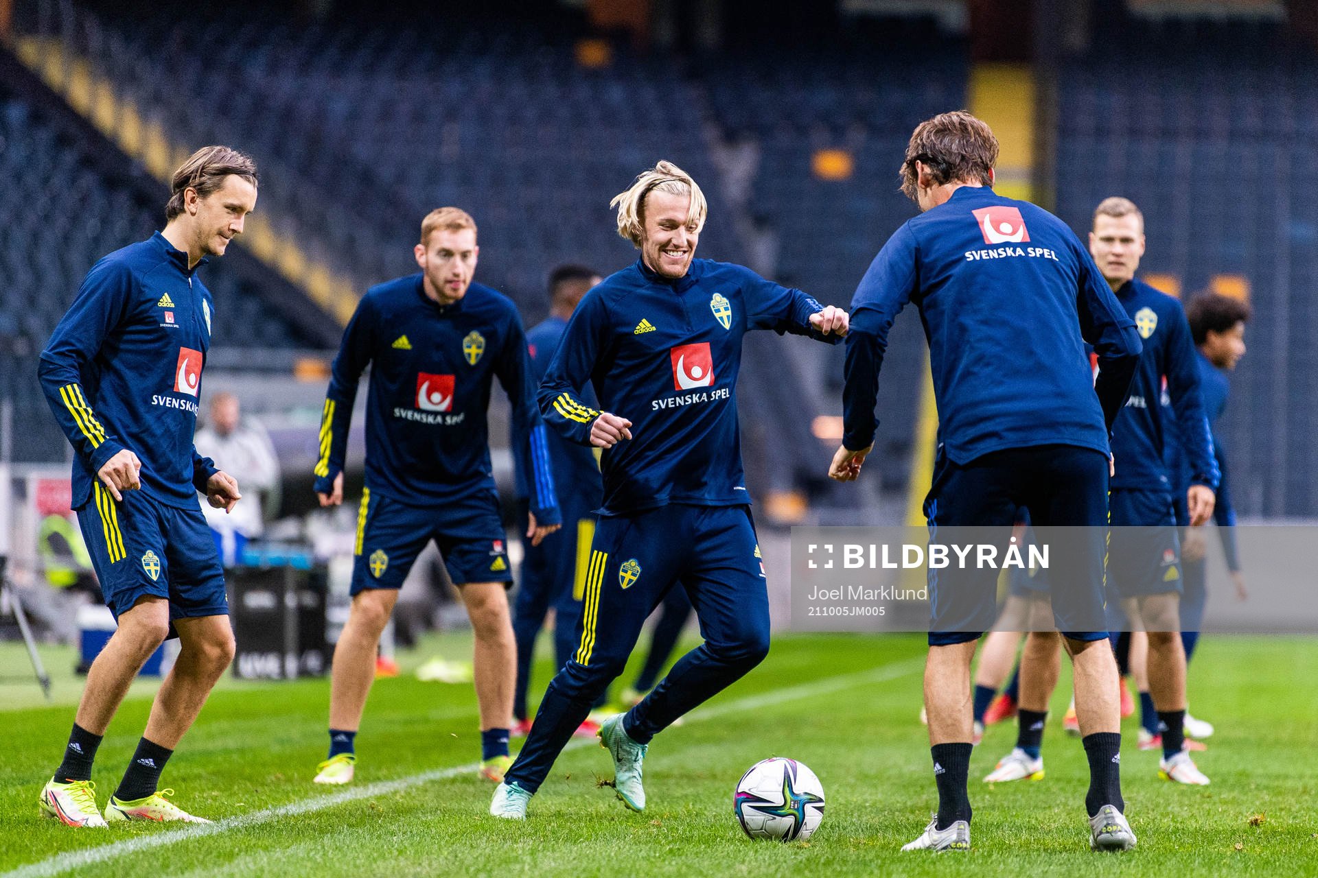 Kristoffer Olsson and Emil Forsberg of the Swedish national