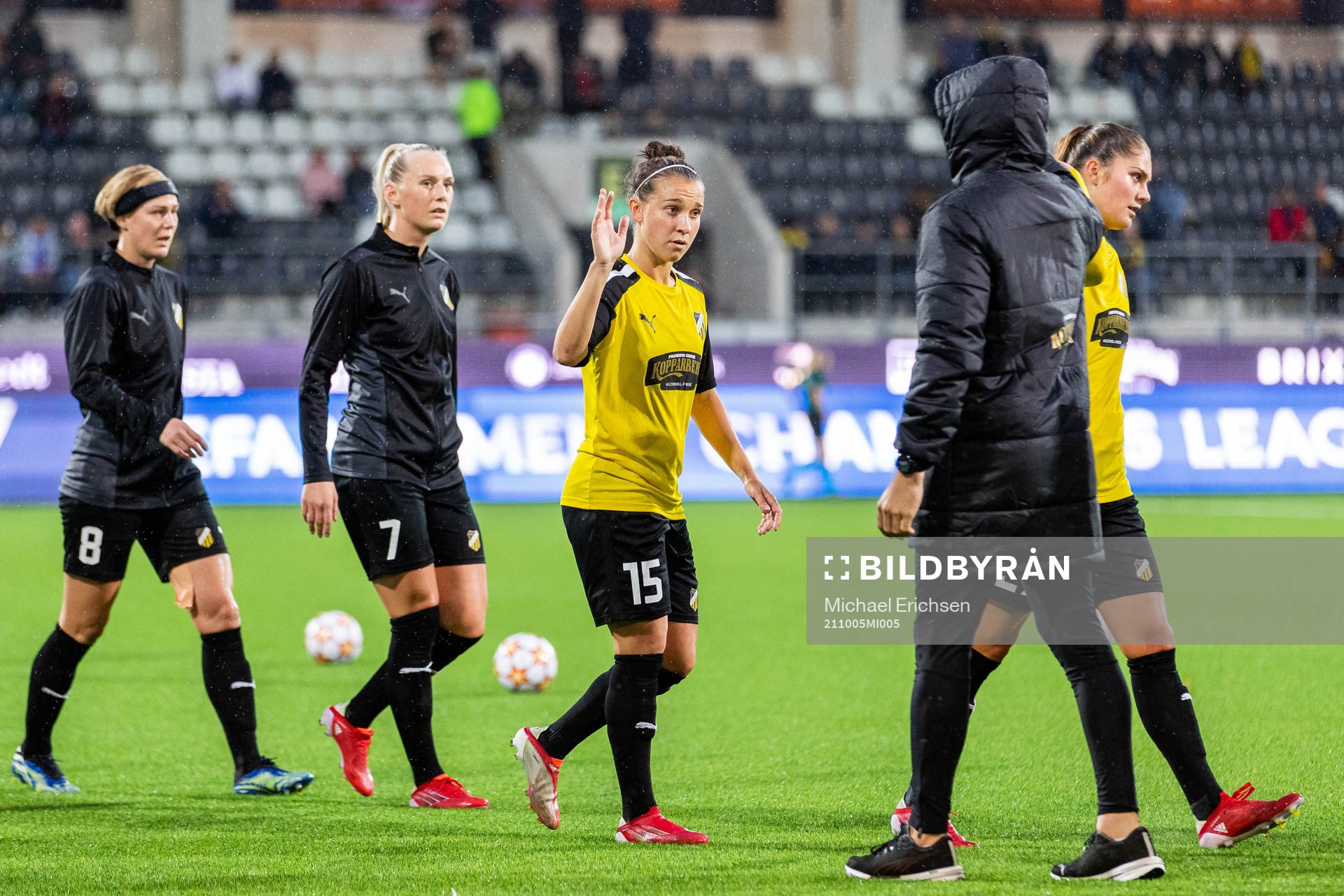 Luna Nörgaard Gevitz, Stina Blackstenius and Julia