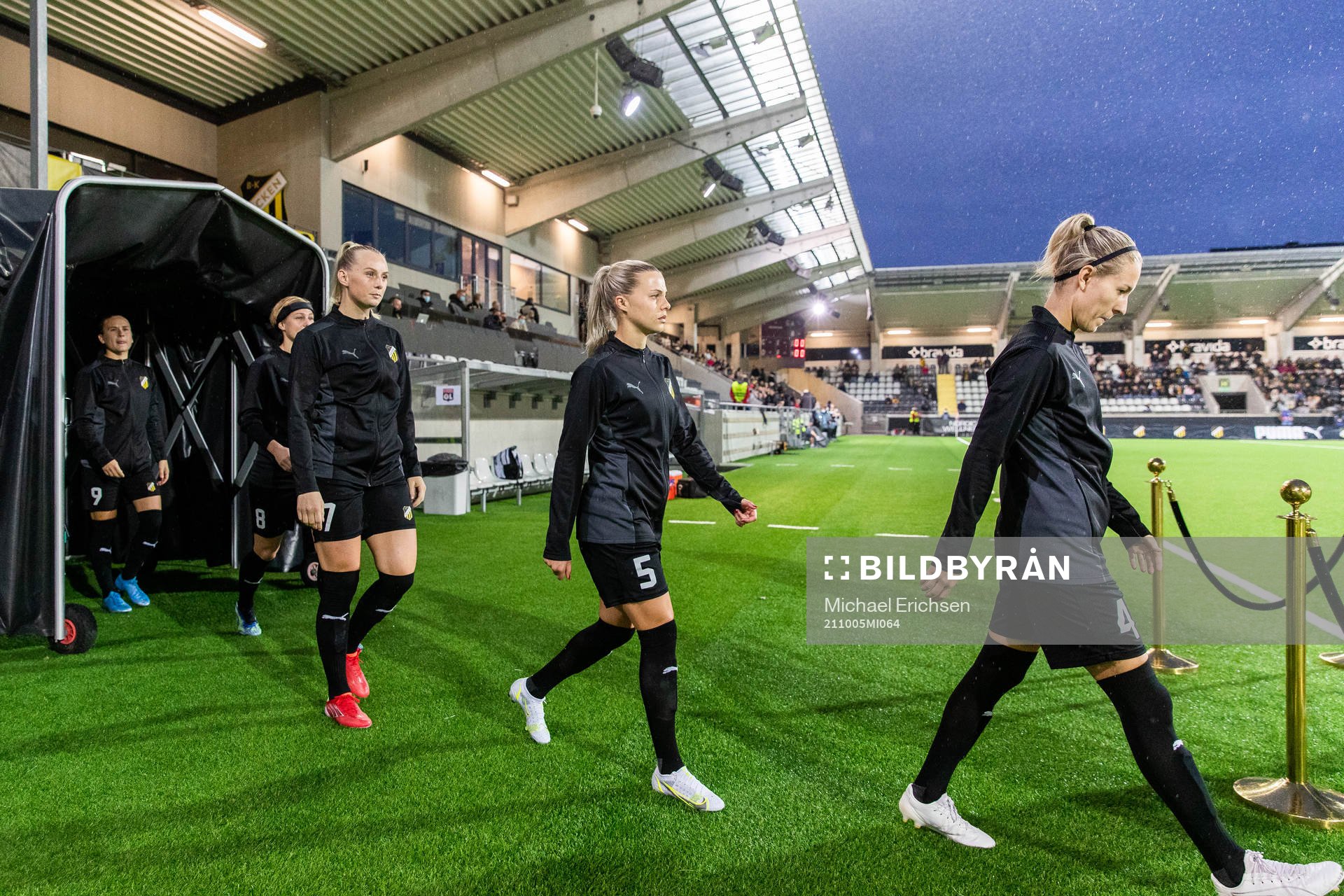 Stina Blackstenius, Lotta Ökvist and Emma Kullberg of