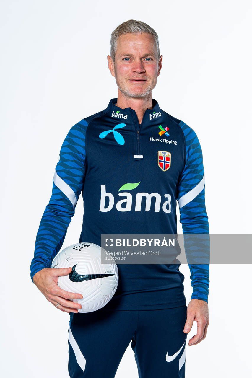 Are Hokstad, team manager of the Norwegian national
