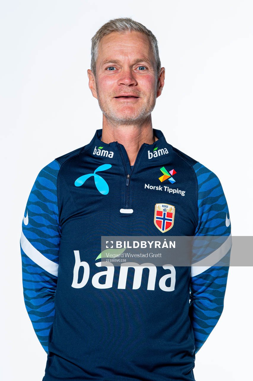 Are Hokstad, team manager of the Norwegian national