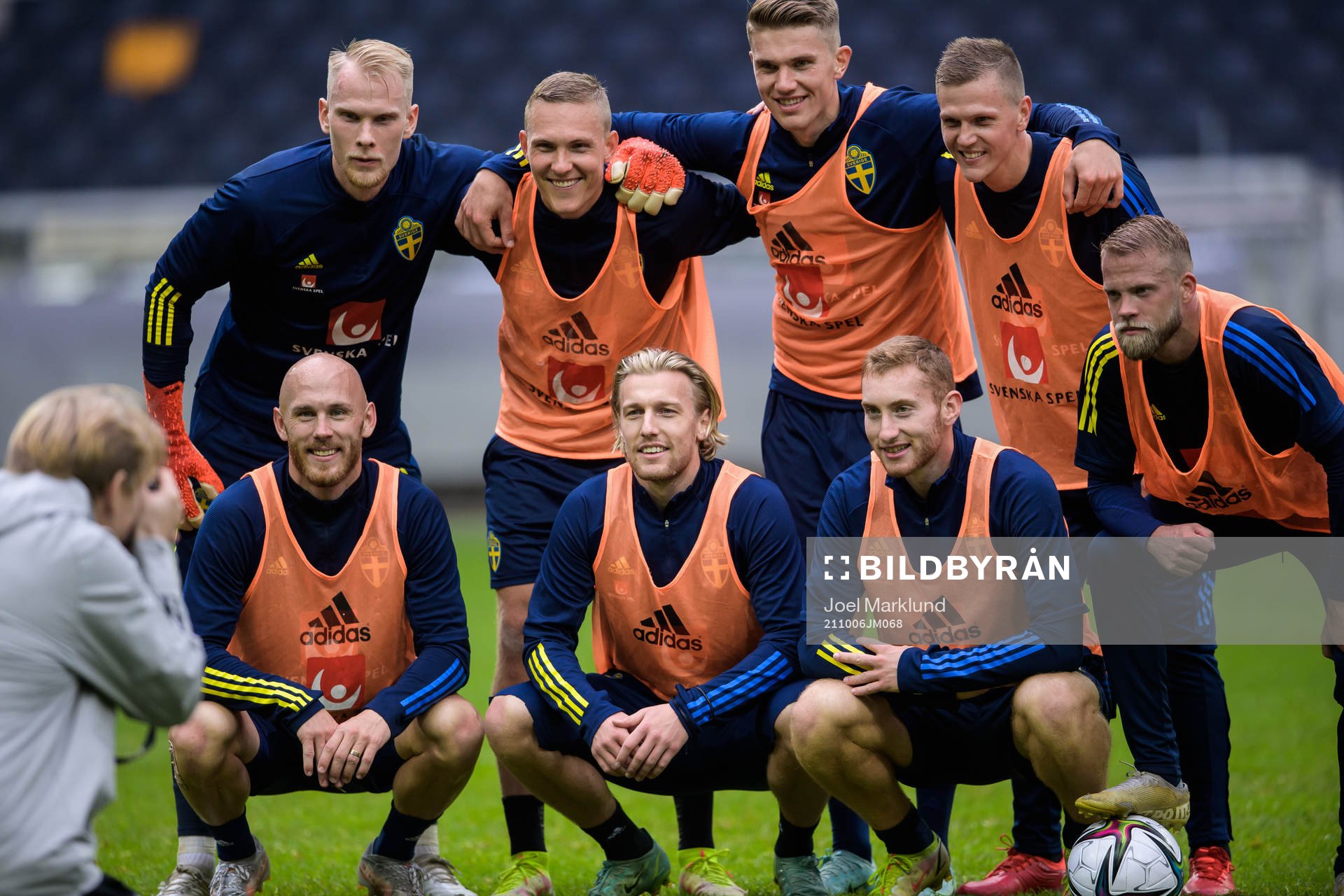 Pontus Dahlberg, Ludwig Augustinsson, Viktor Gyökeres, Joakim Nilsson, Magnus Eriksson, Emil Forsberg, Dejan Kulusevski and Daniel Sundgren of the Swedish national football team during a training session on October 6, 2021 in Stockholm.
