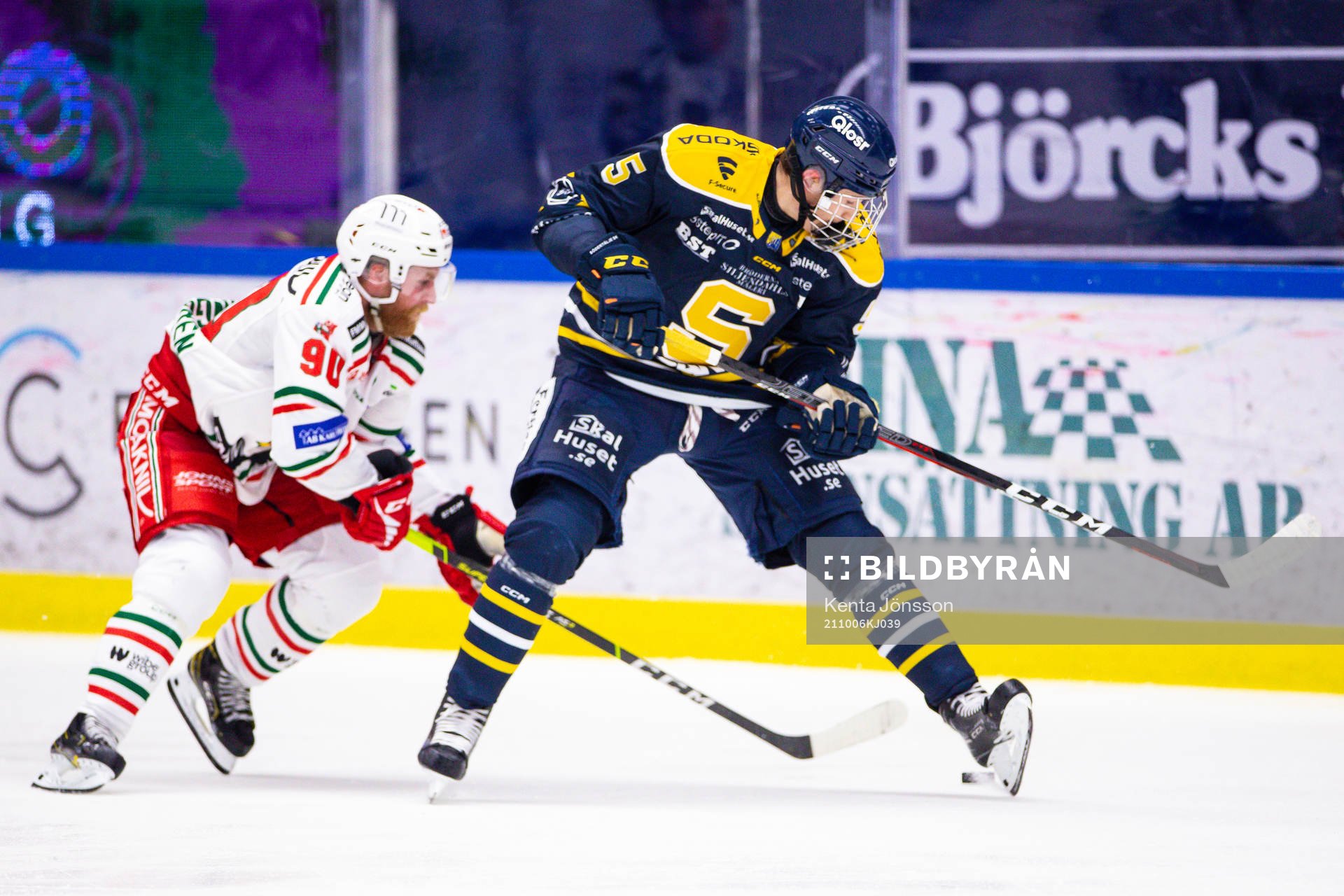 Moras Daniel Ljunggren och Södertäljes Filip Nordberg