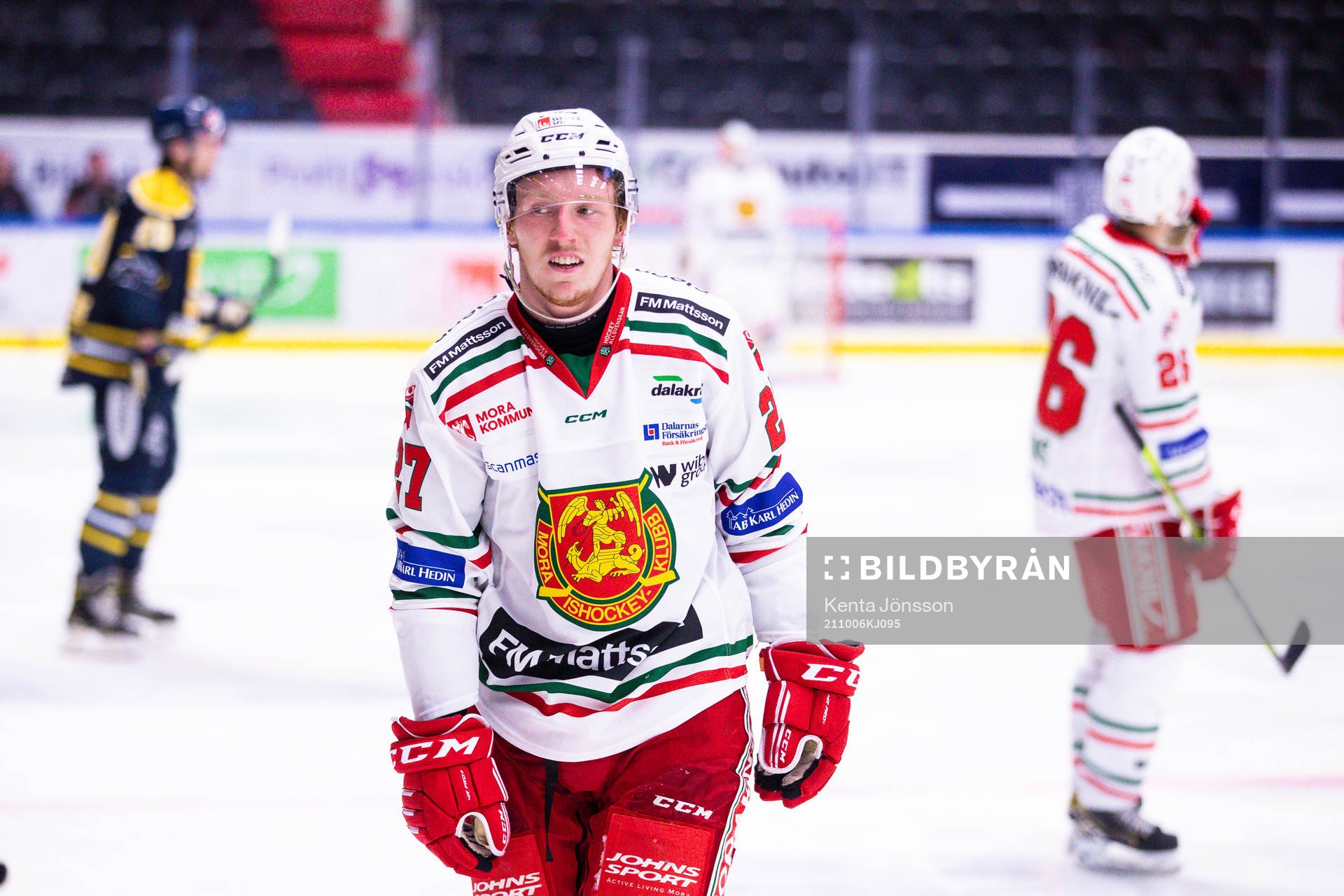 Moras Isac Andersson deppar i sambon med ett bortdömt mål