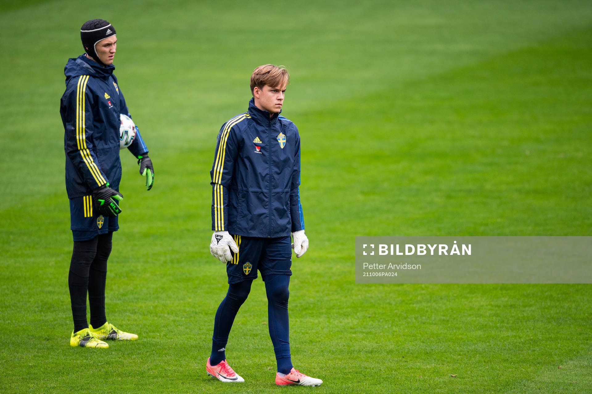 Goalkeepers Noel Törnqvist and Hannes Sveijer