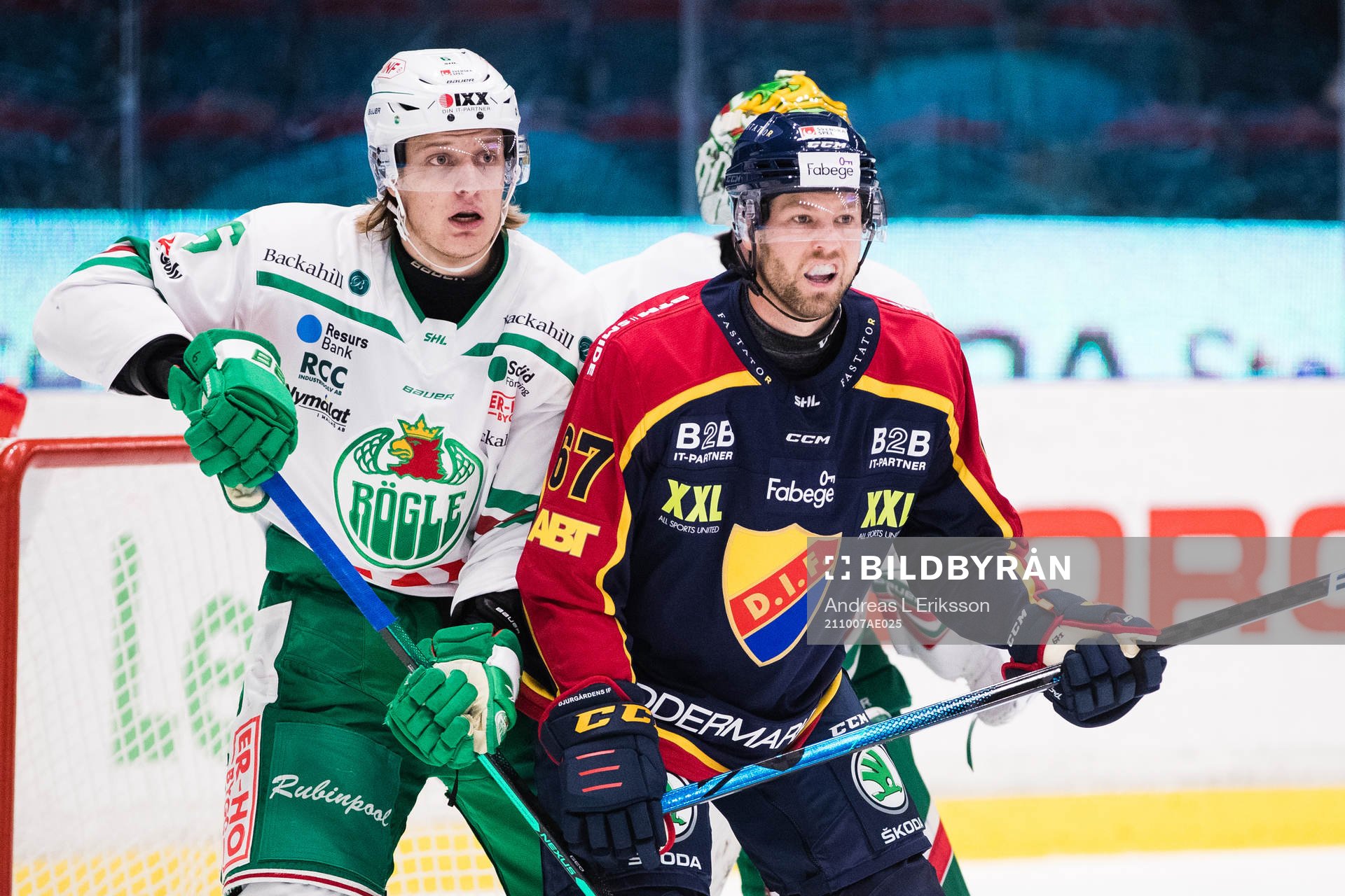 Rögles Tony Sund och Djurgårdens Peter Holland
