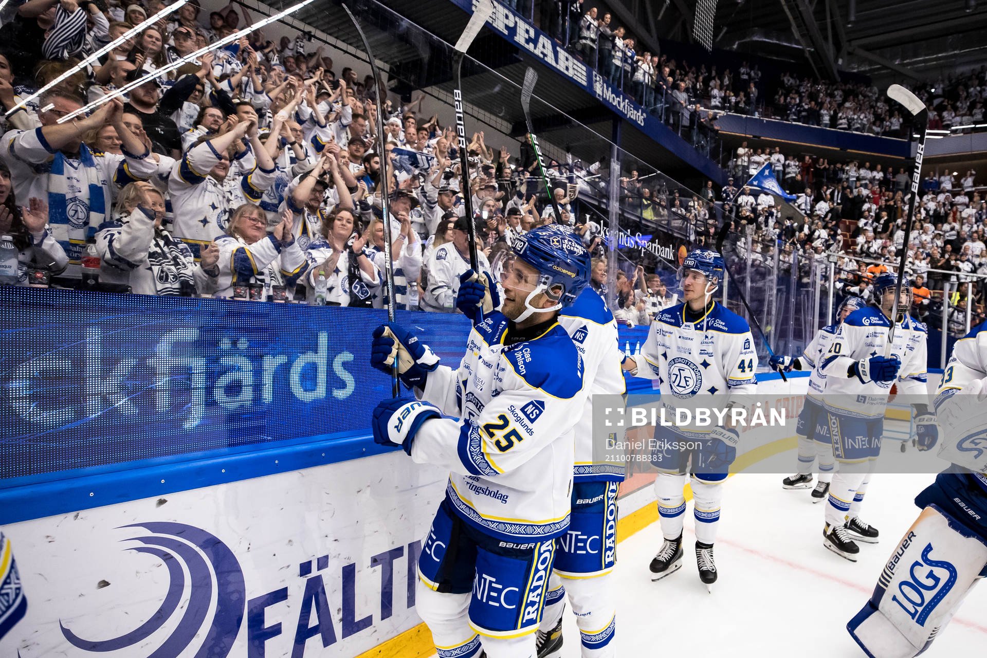 Leksands spelarna jublar
