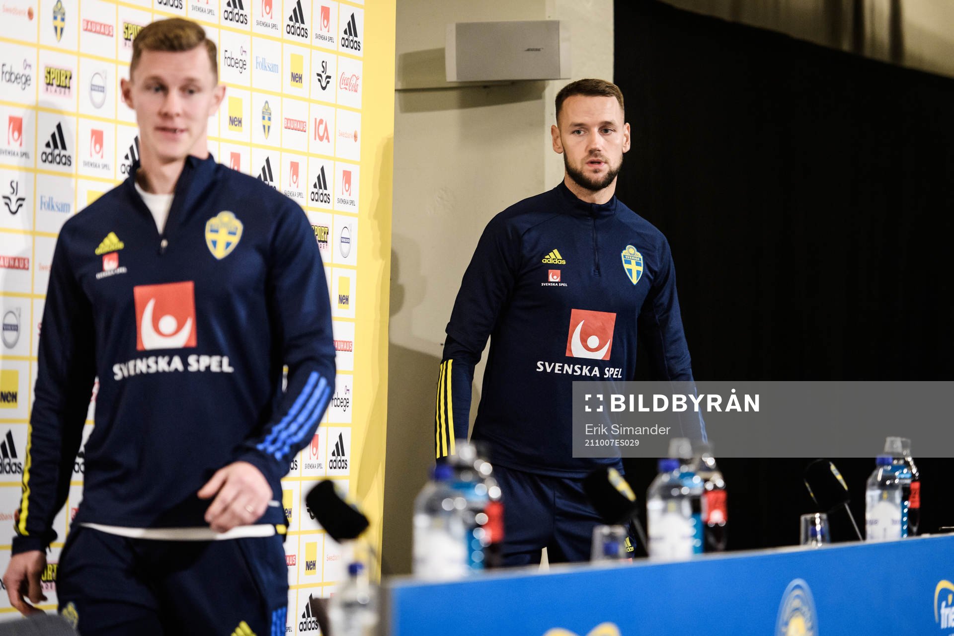 Emil Krafth and Alexander Milosevic of the Swedish national