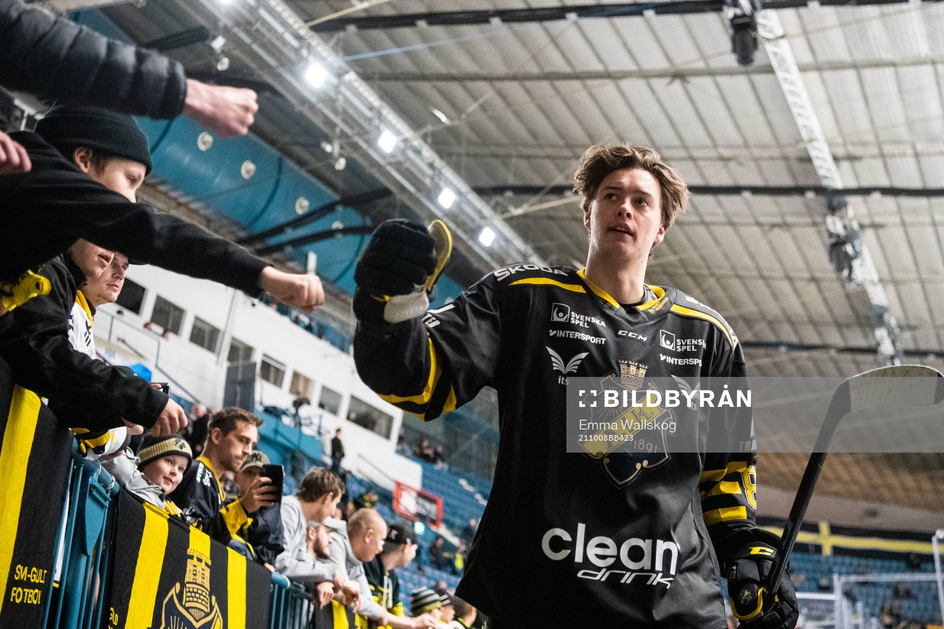 s Malte Setkov innan ishockeymatchen i Hockeyallsvenskan