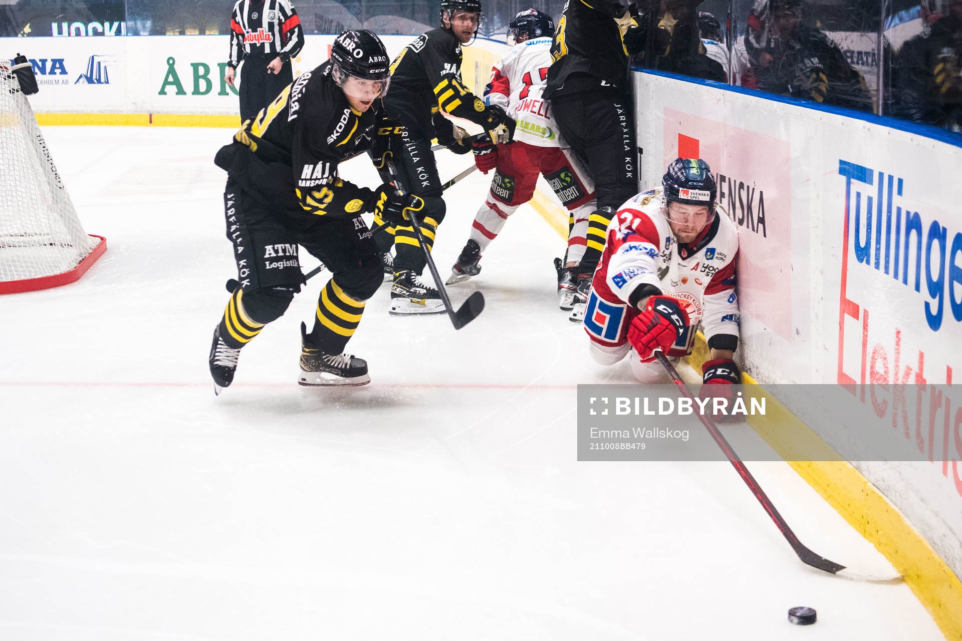 s Lucas Carlsson och Västerviks Victor Öhman