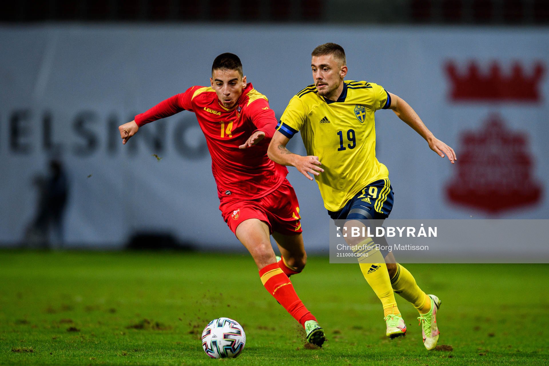 Marko Matanovic of Montenegro and Tim Prica of Sweden