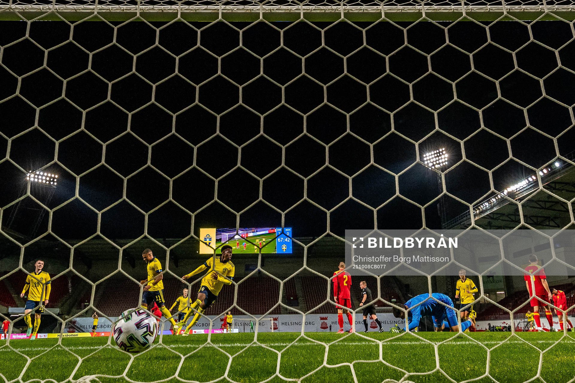 Anthony Elanga of Sweden celebrates