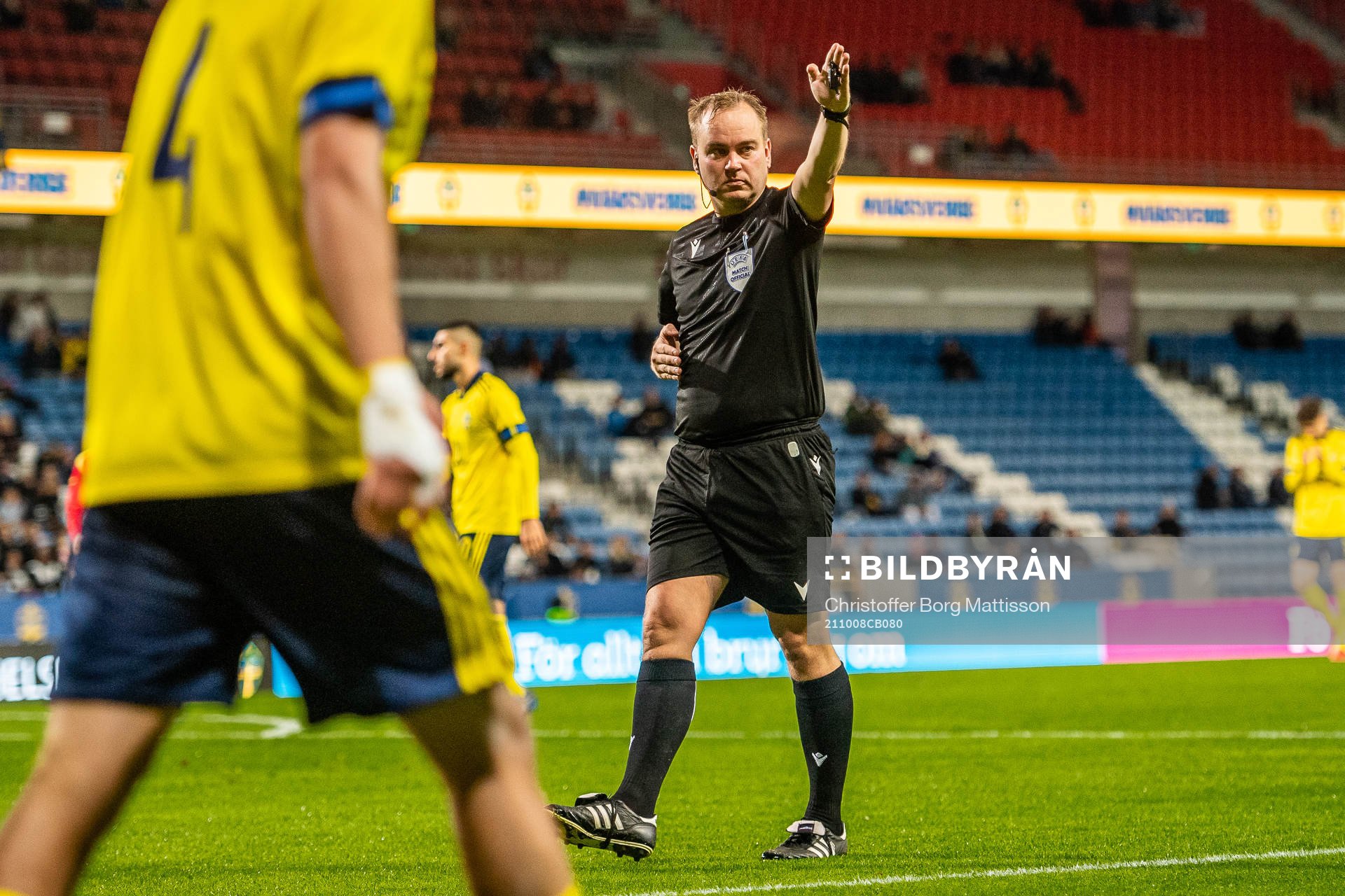 Referee Thorvaldur Arnason