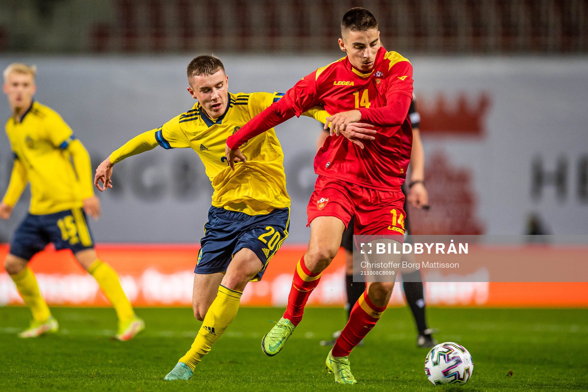 Patrik Wålemark of Sweden and Marko Matanovic of Montenegro