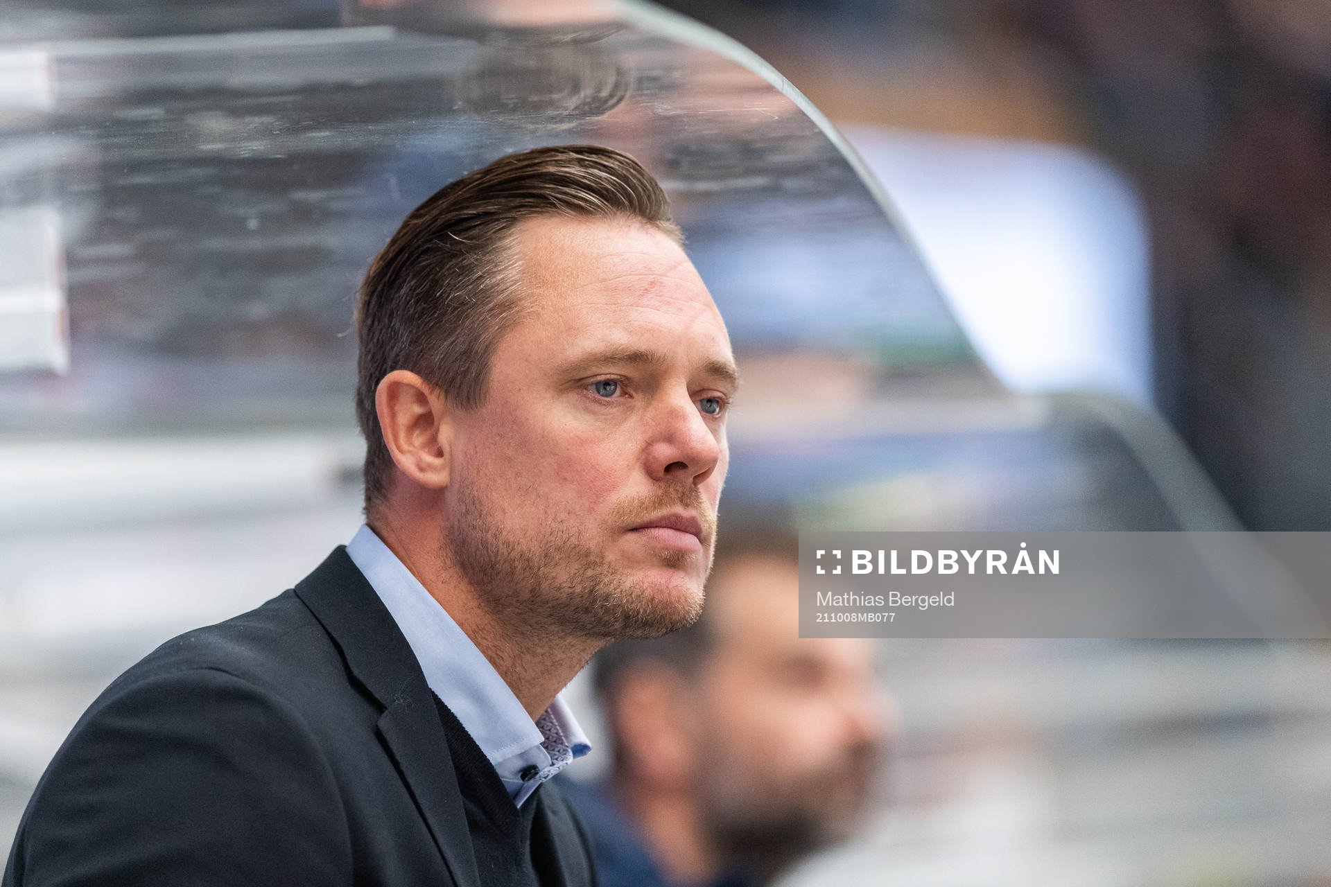 Karlskogas tränare Karl Helmersson