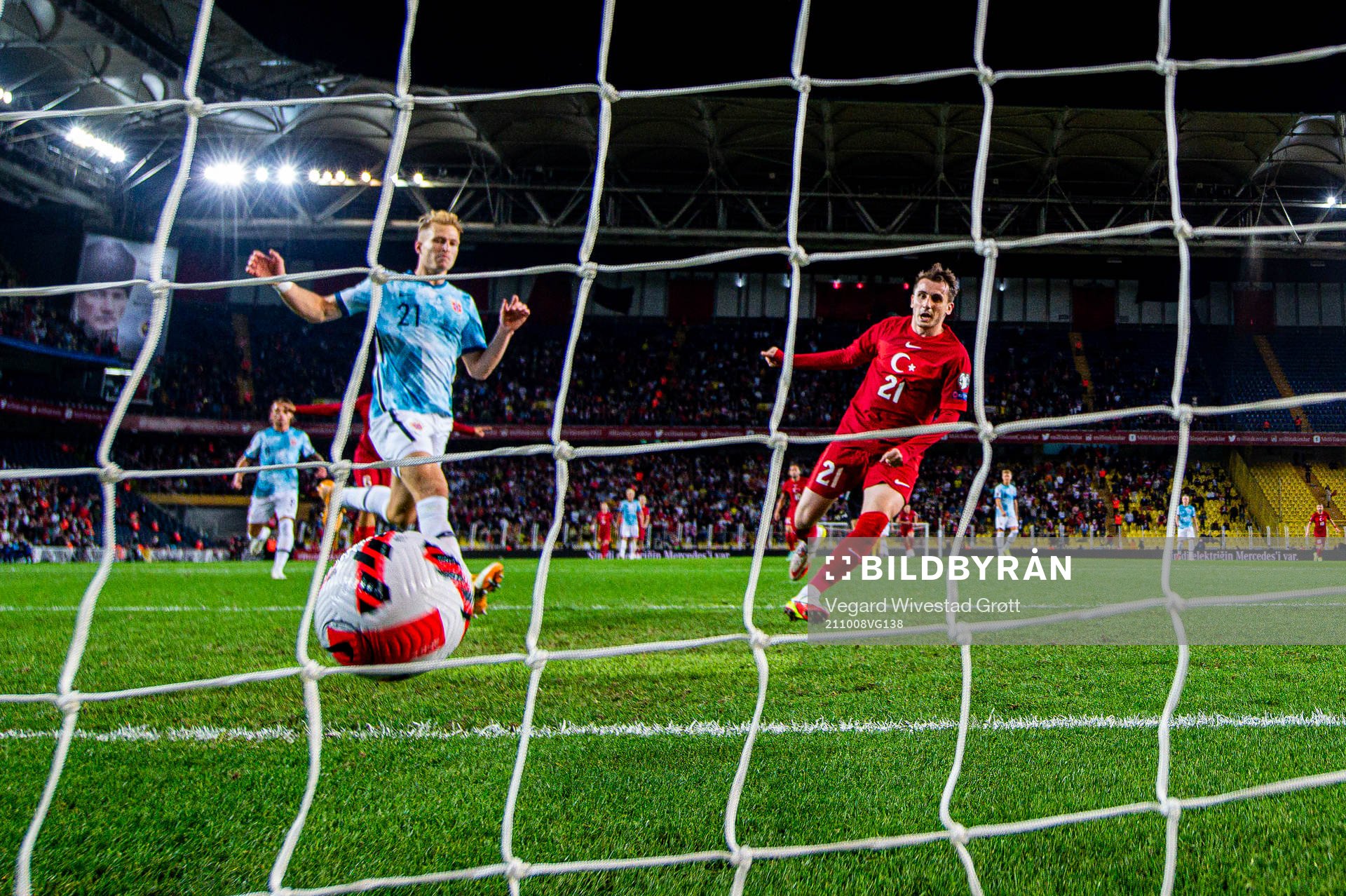Kerem Aktürkoglu of Turkey scores the 1-0 goal past