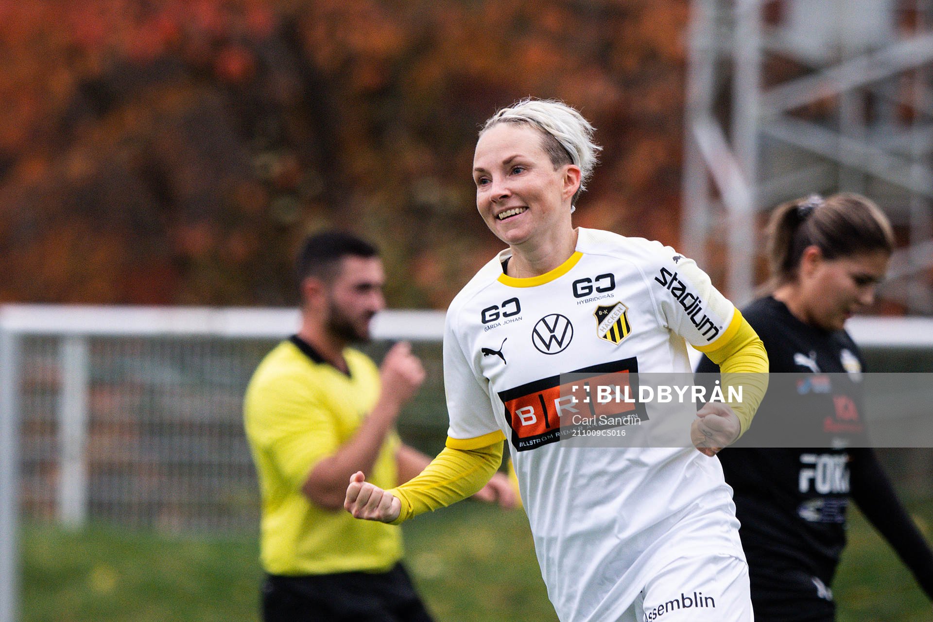 Häckens Elin Nilsen jublar