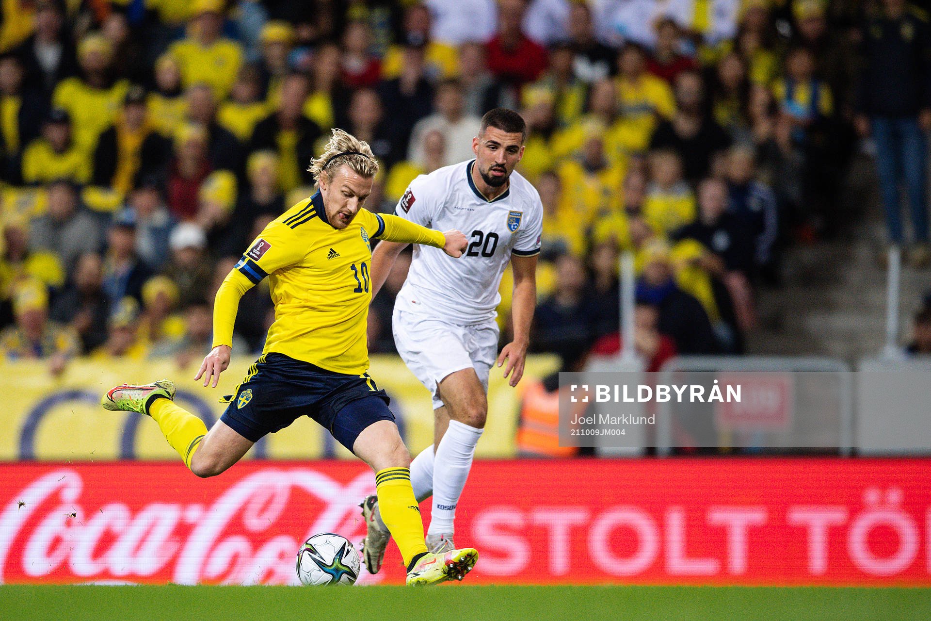 Emil Forsberg of Sweden and Ibrahim Dresevic of Kosovo