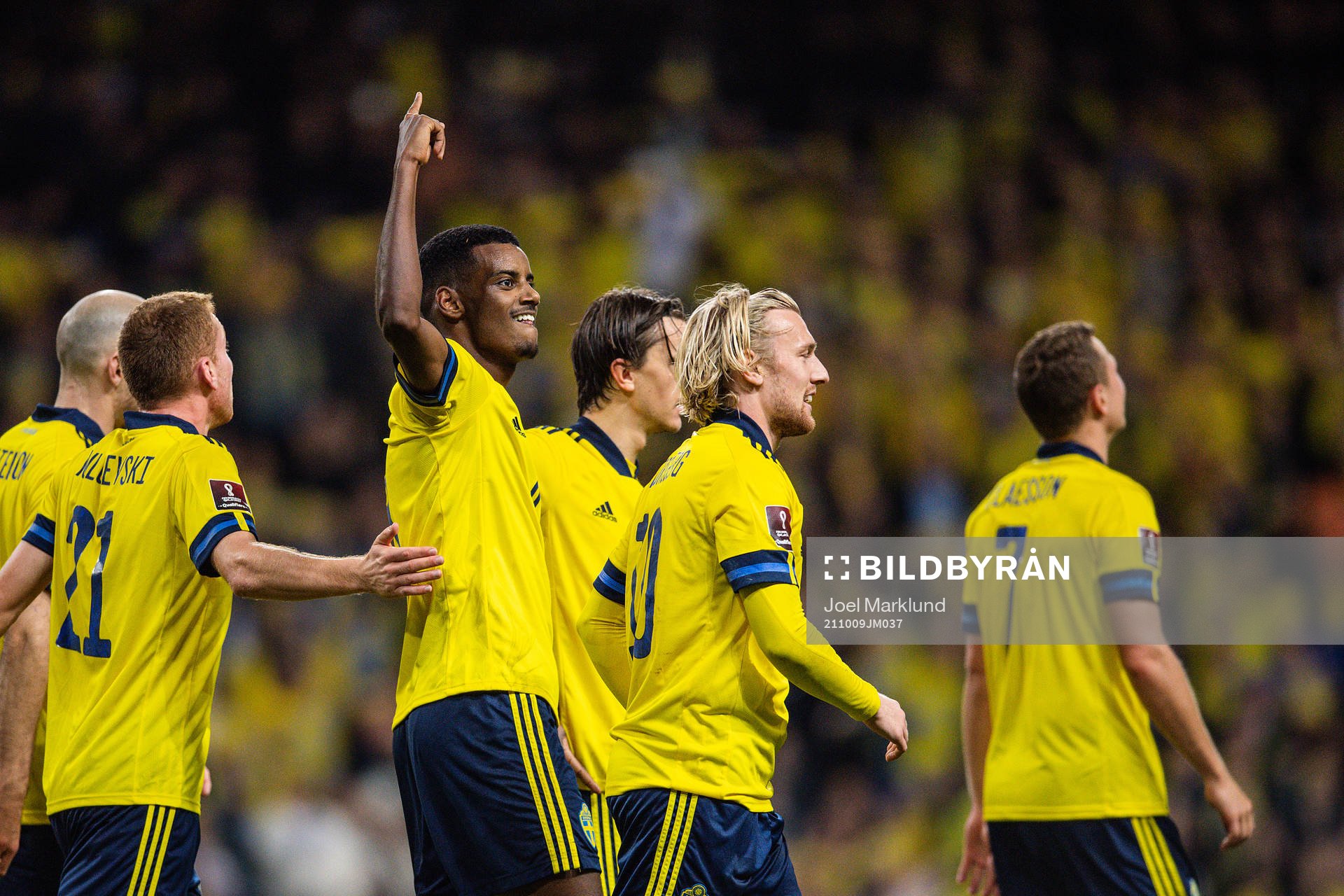 Alexander Isak of Sweden celebrates
