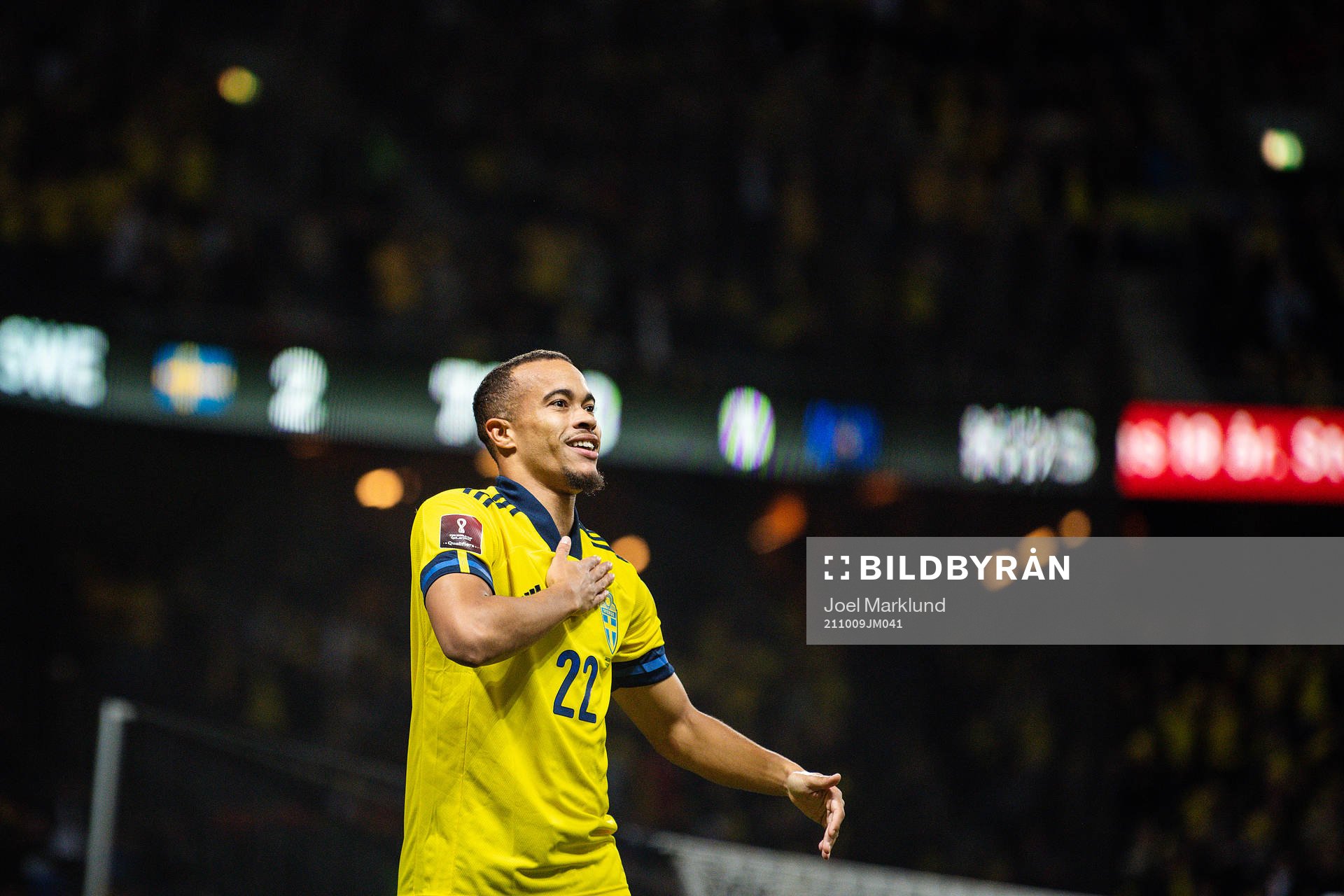 Robin Quaison of Sweden celebrates scoring 3-0