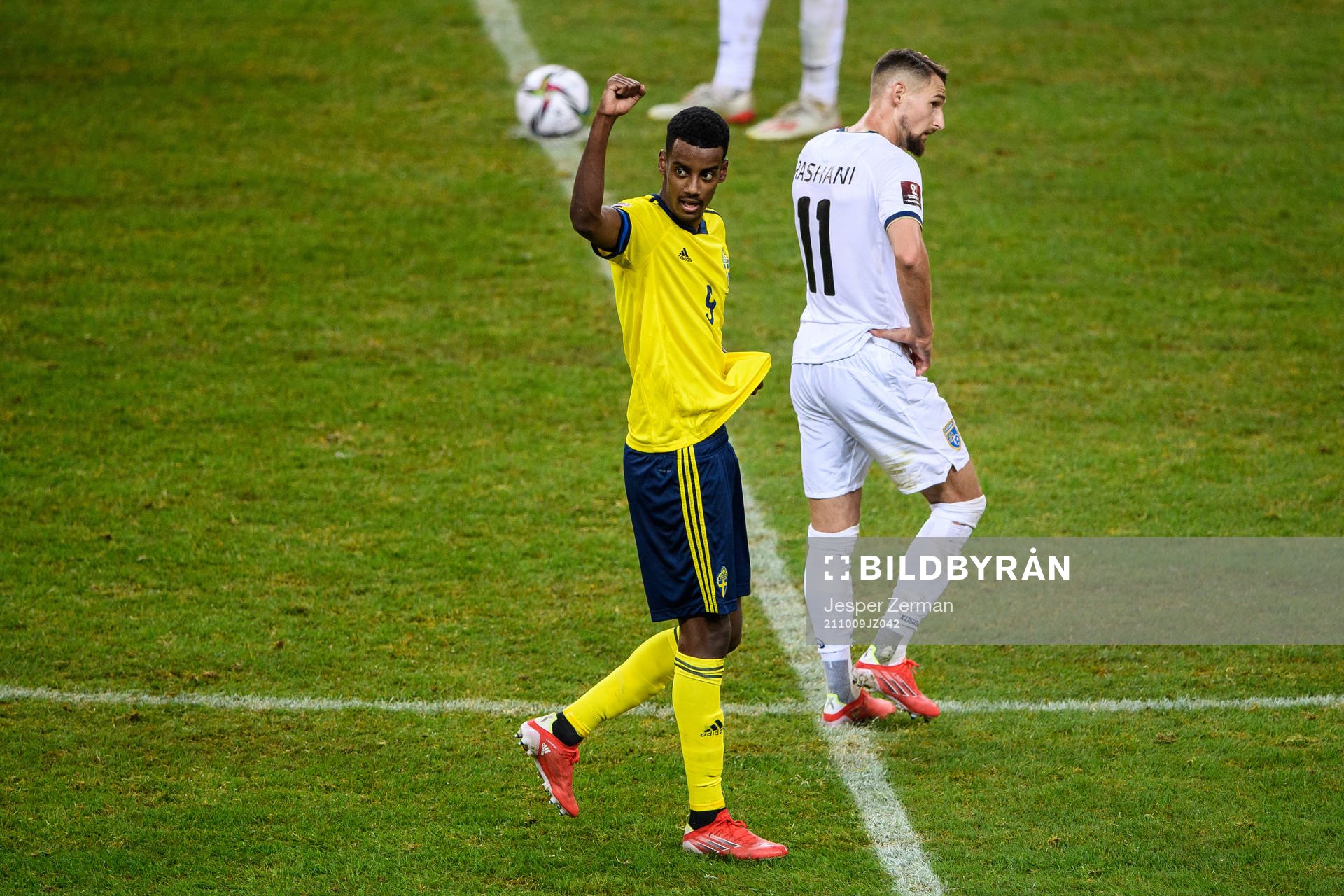 Alexander Isak of Sweden celebrates